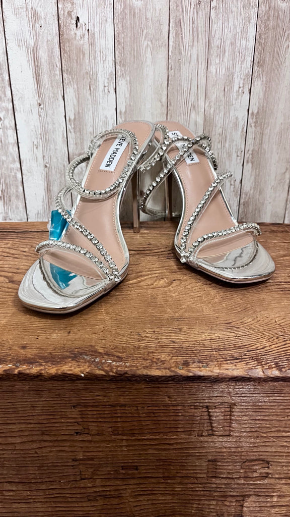 8 STEVE MADDEN Silver SHOES