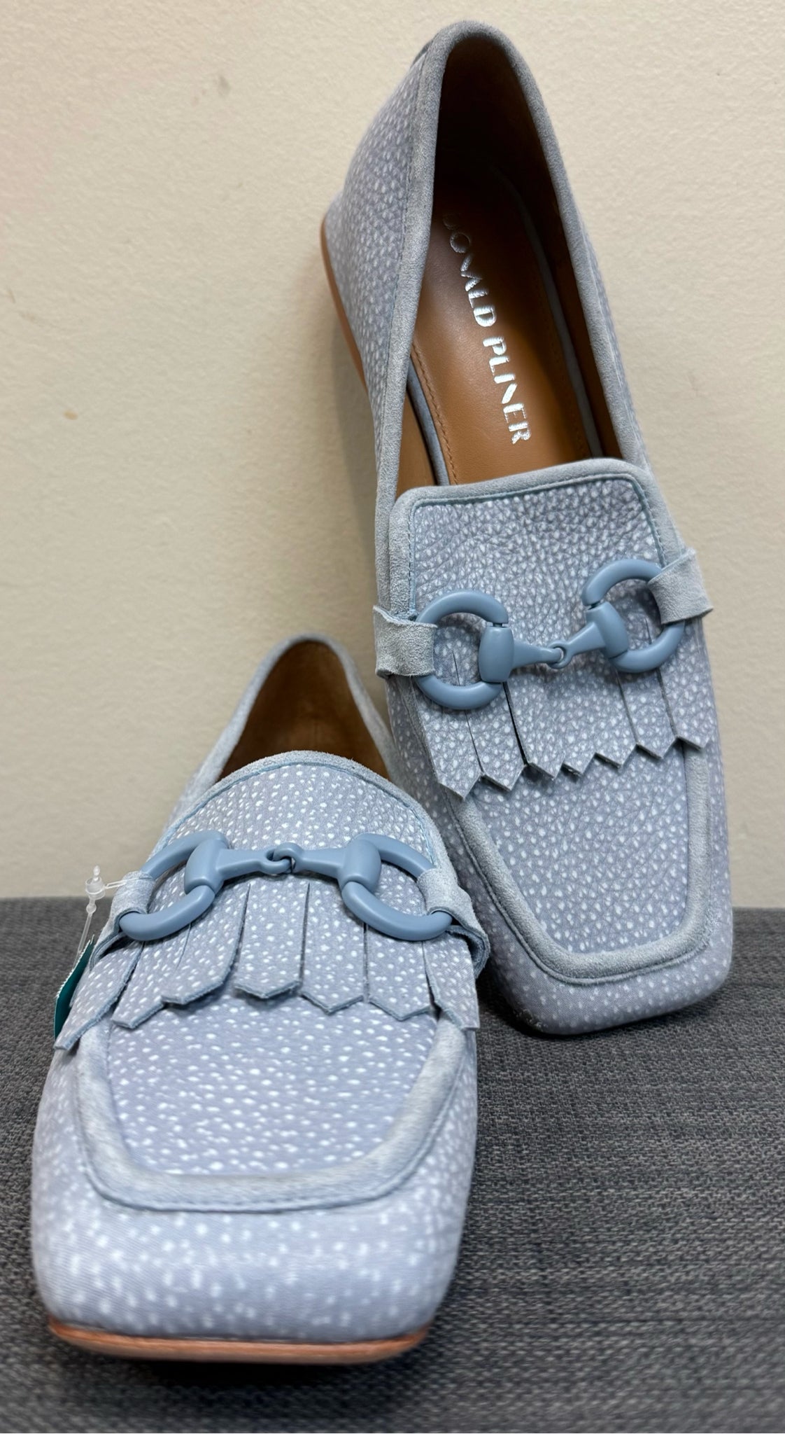 6 DONALD J PLINER Light Blue SHOES