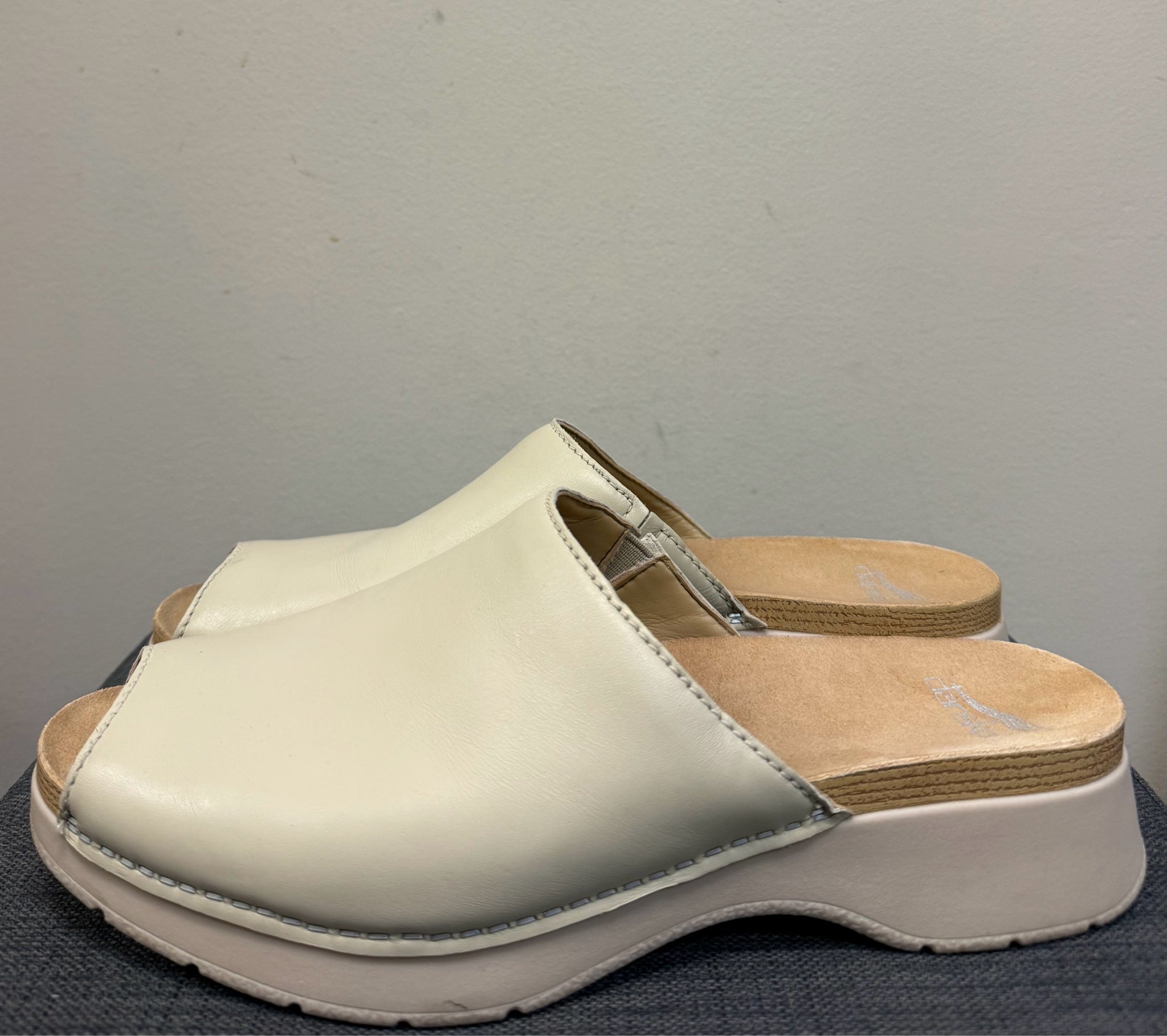 10 DANSKO Beige Sandals