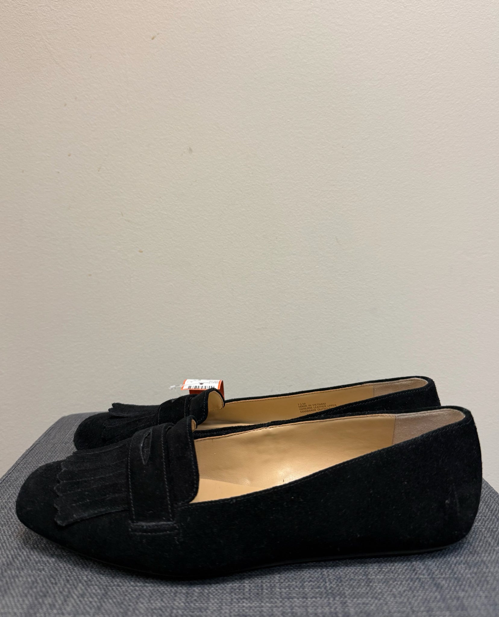 TALBOTS 7.5 Black Loafers