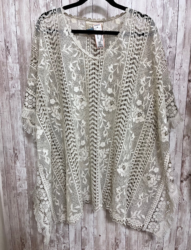 Size L/XL PAPARAZZI Beige poncho