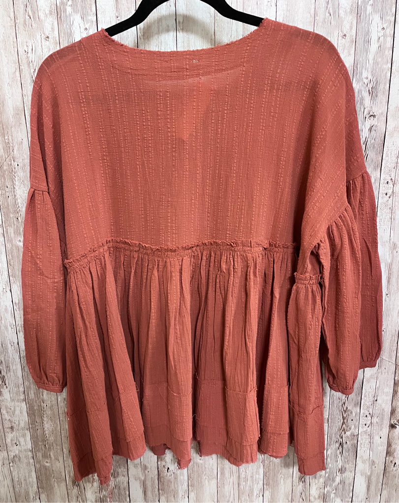 EASEL Size M RUST Top