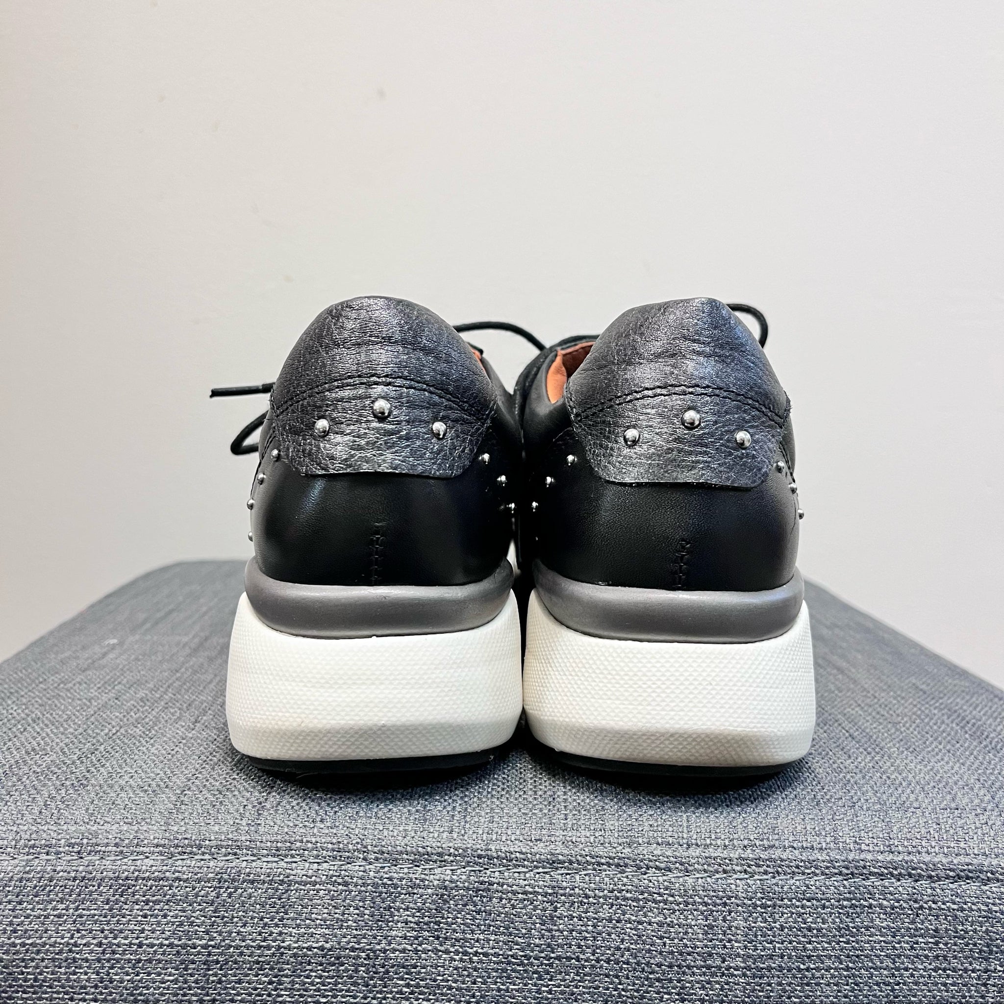 PIKOLINOS 6.5 Black Sneakers