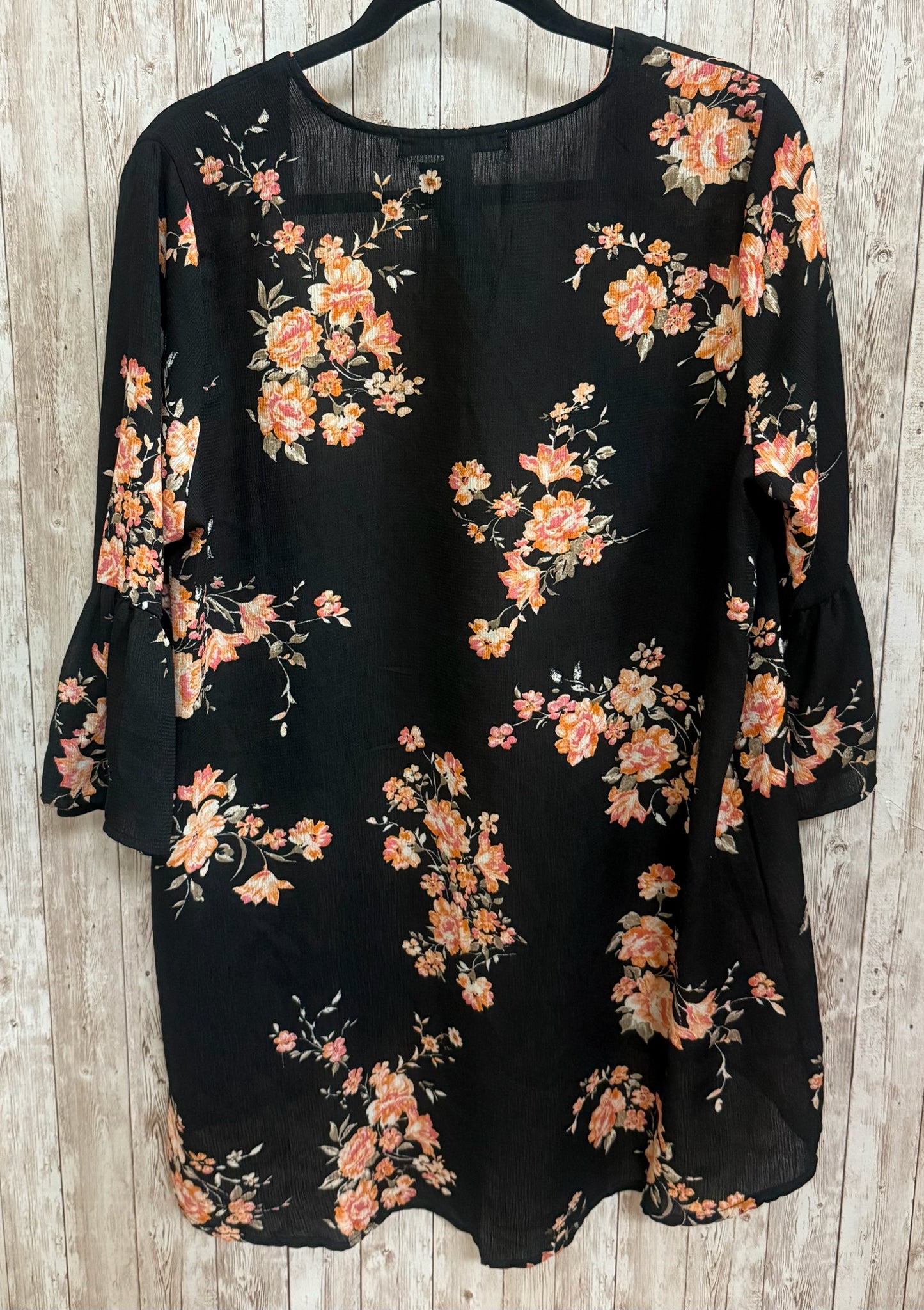 GYPSIES & MOONDUST BLACK FLORAL Wrap