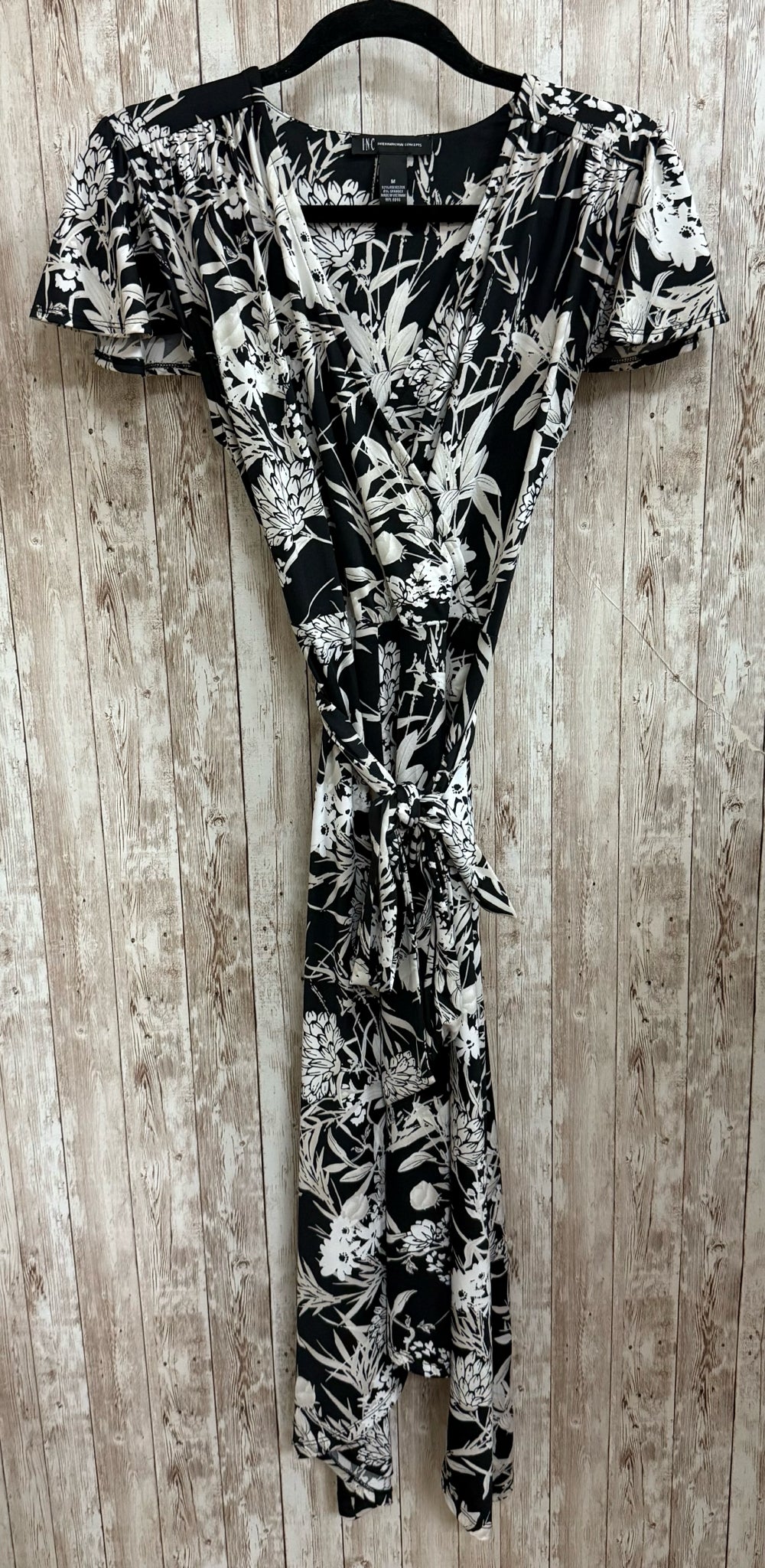 Size M INC BLACK AND WHITE FLORAL Dress