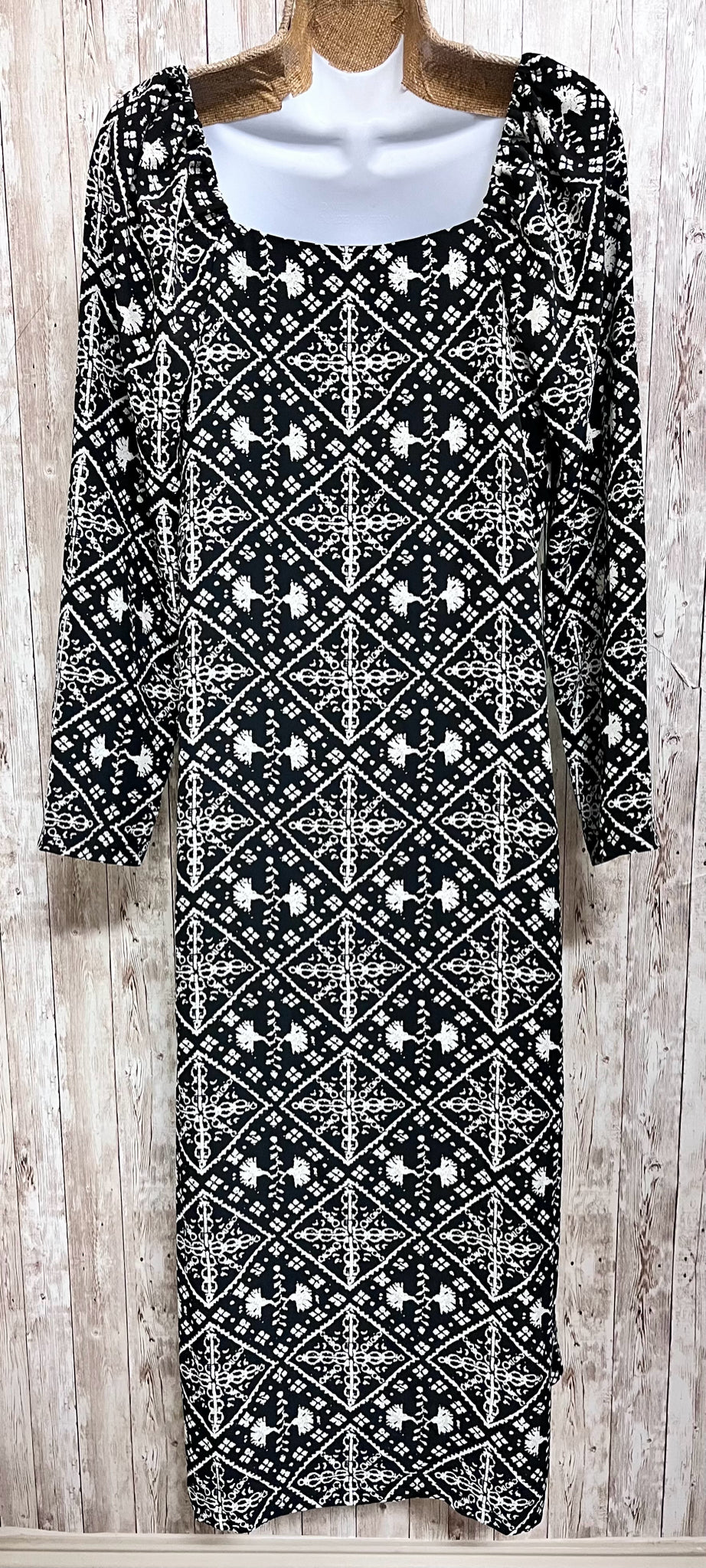 HYACINTH HOUSE Size L BLACK AND WHITE PRINT Dress