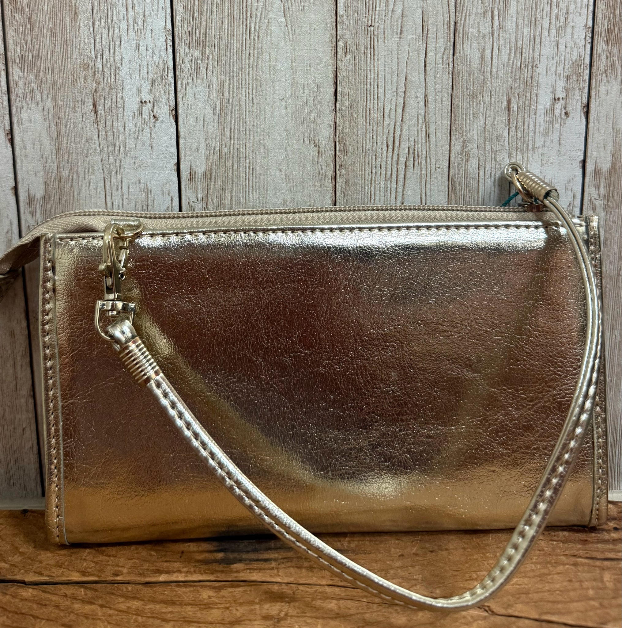 FLAUNT Wristlet