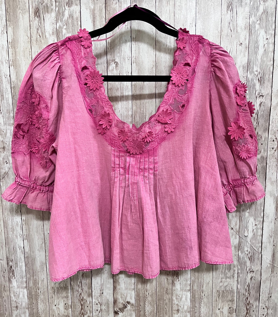 Size M FREE PEOPLE Pink Top