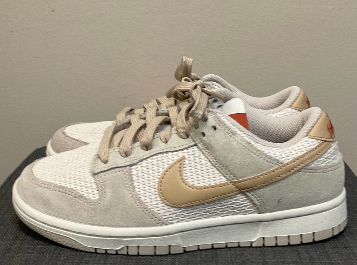 7 NIKE CREAM PRINT SHOES