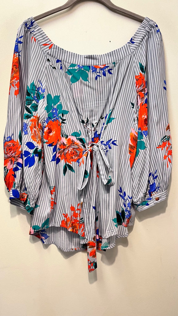 MAEVE Size M BLUE AND RED FLORAL Top