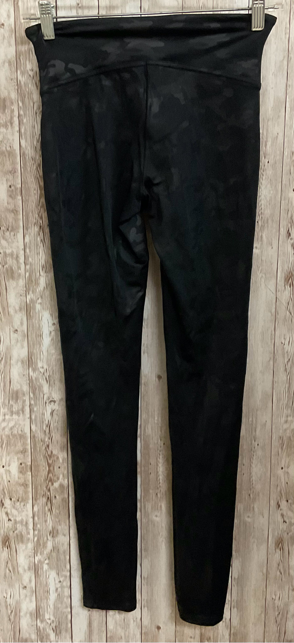 Size S SPANX BLACK CAMO Leggings
