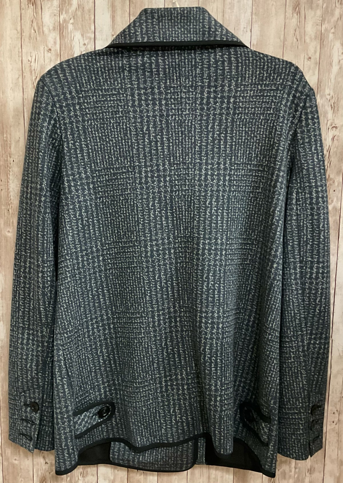 Size S CABI grey print Jacket
