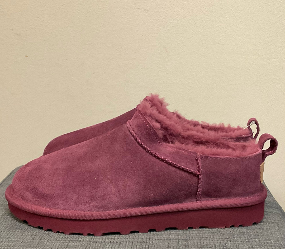 7 UGG Plum SHOES