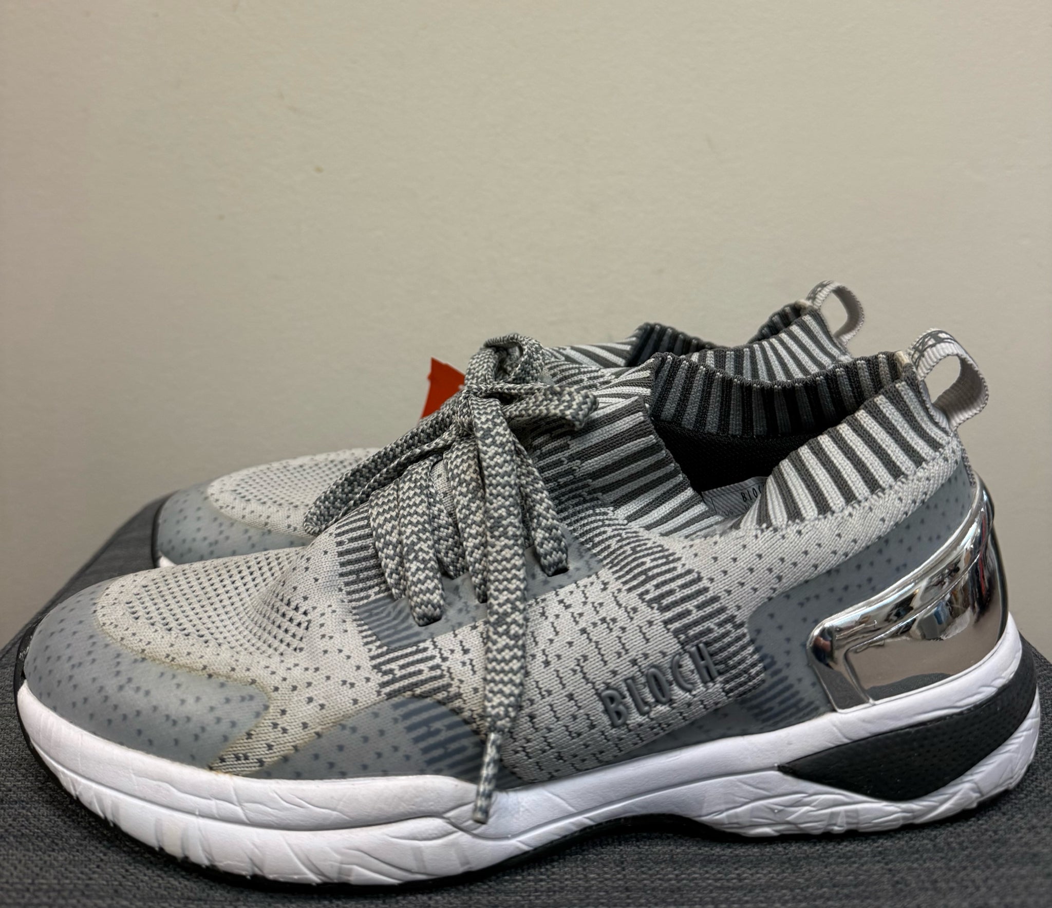 8 BLOCH GREY SHOES