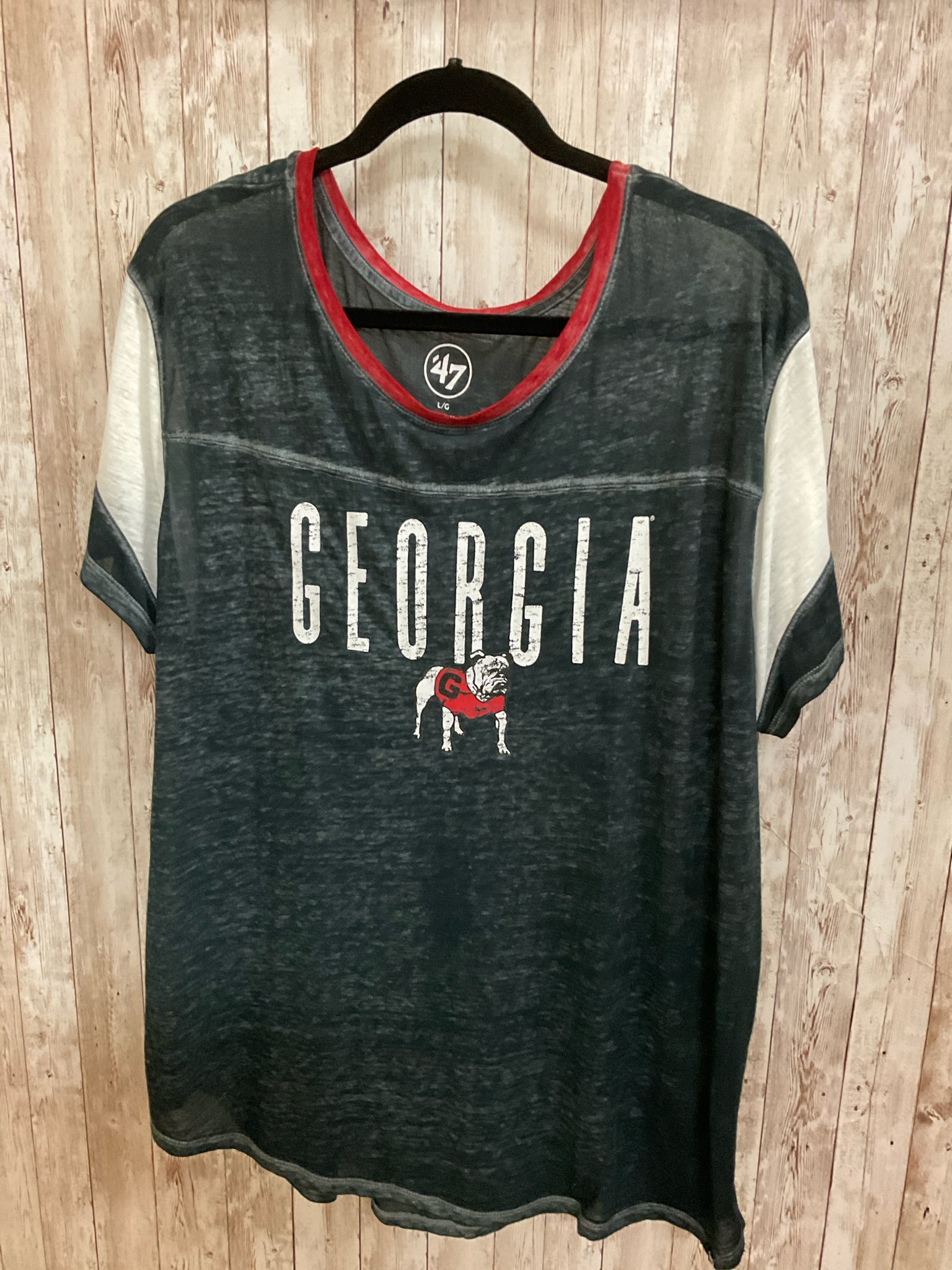 Size L 47 BLACK AND RED Top