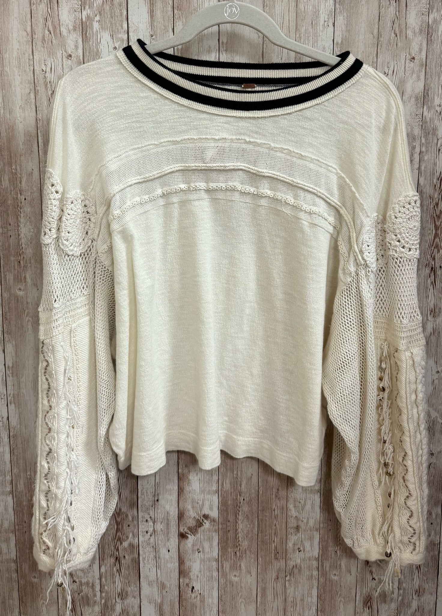 Size S FREE PEOPLE Cream Top