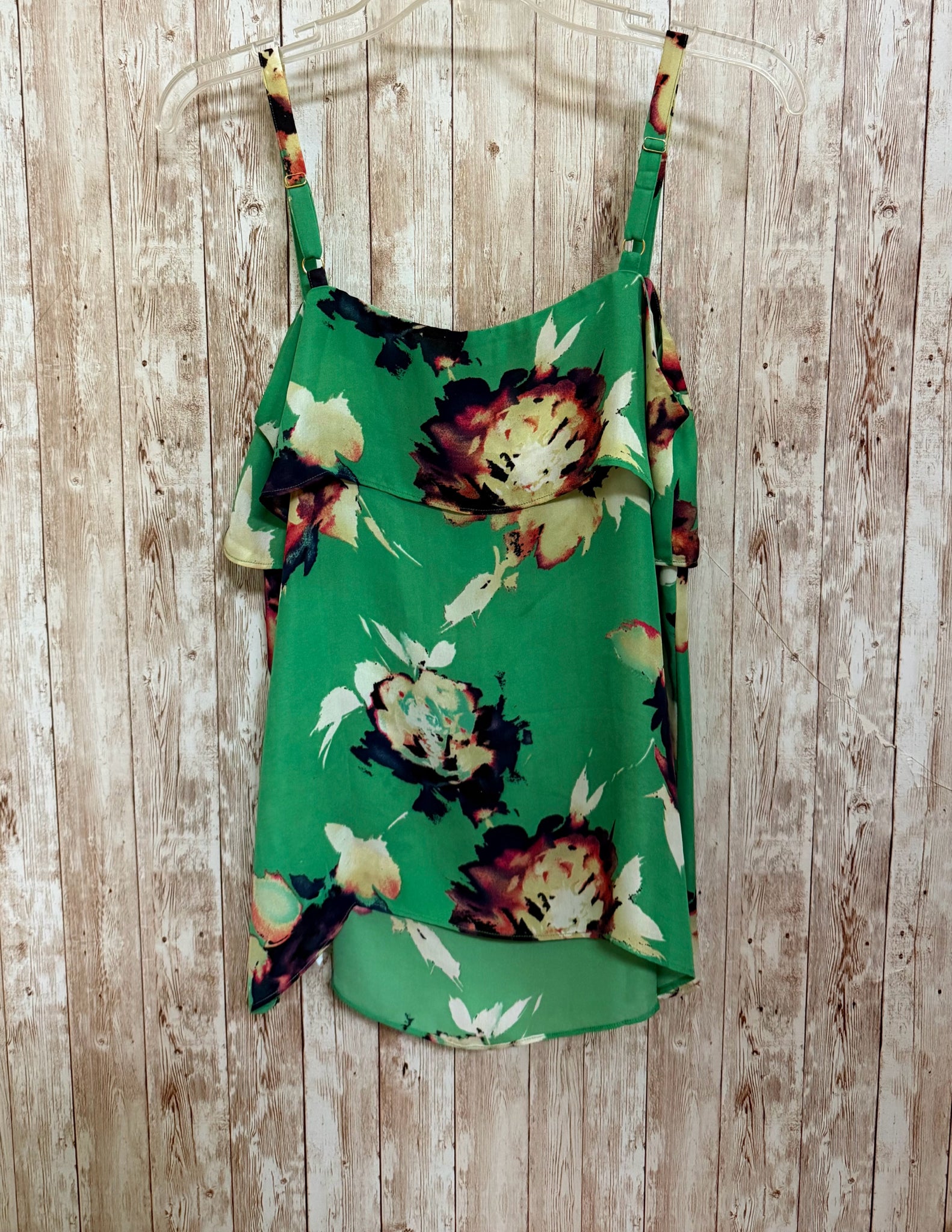 CABI Size S GREEN FLORAL Top