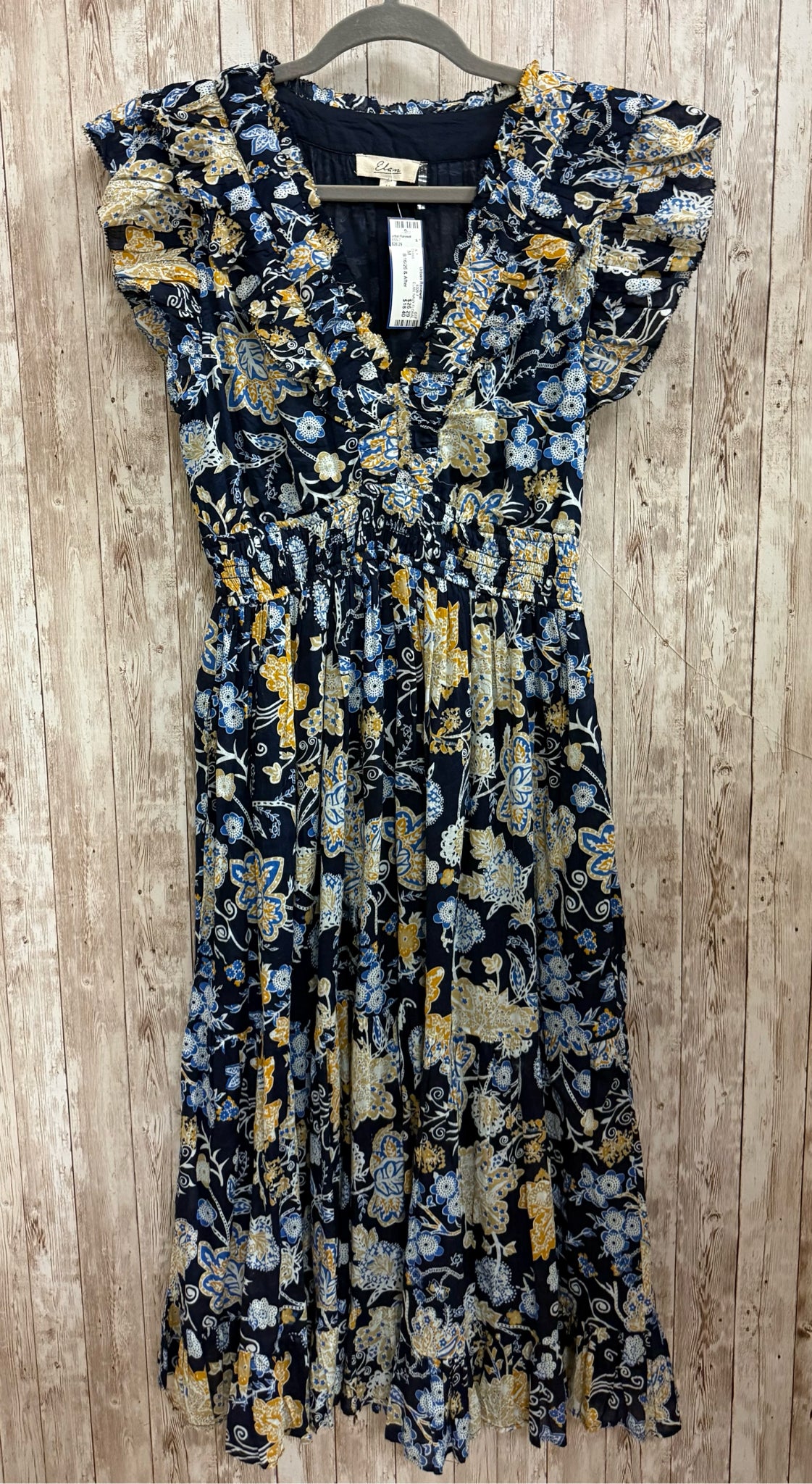 Size M ELAN NAVY FLORAL Dress