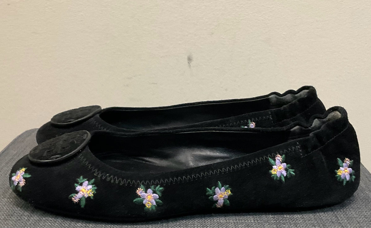8 TORY BURCH BLACK FLORAL SHOES