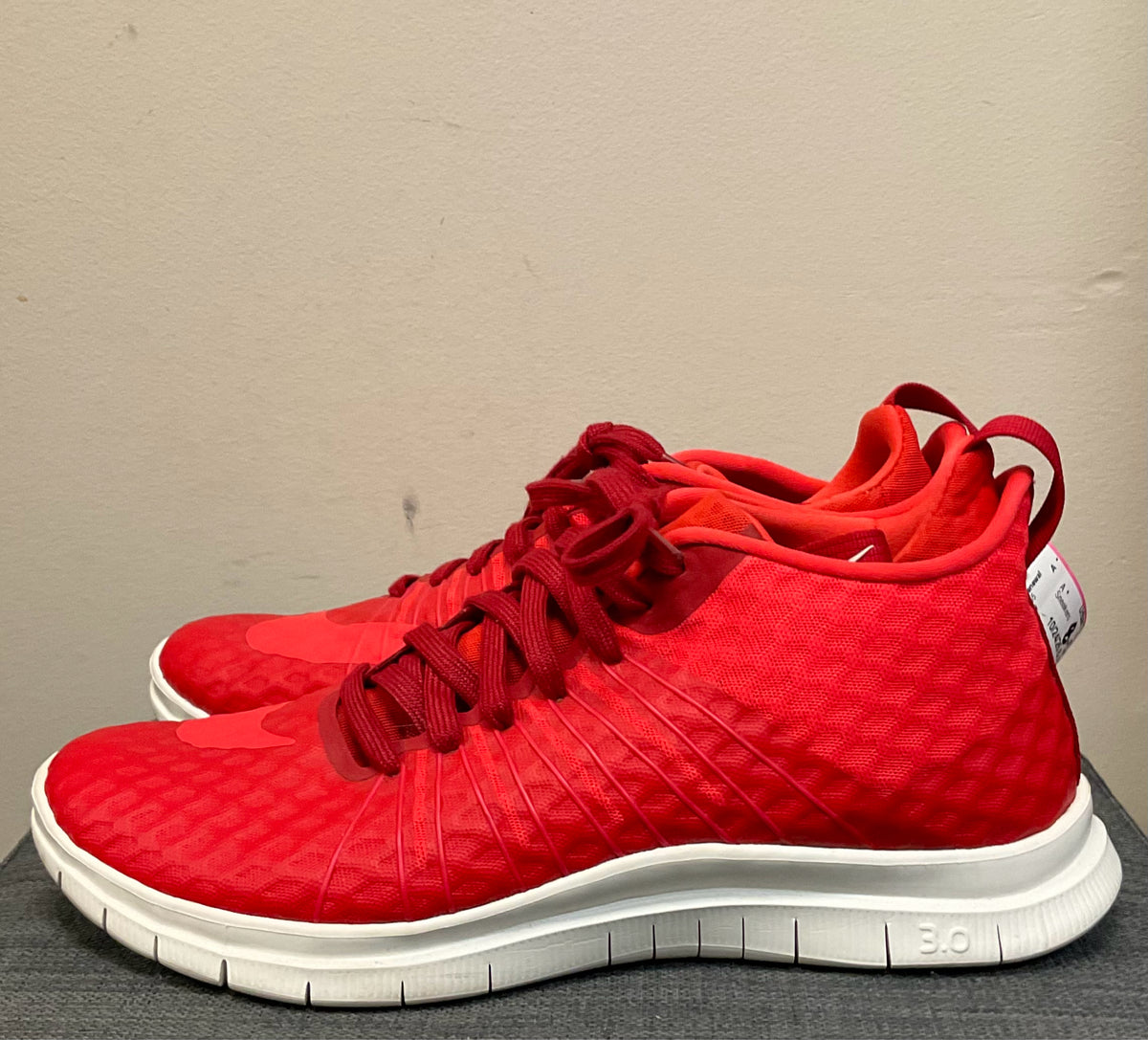 8.5 NIKE Red Sneakers
