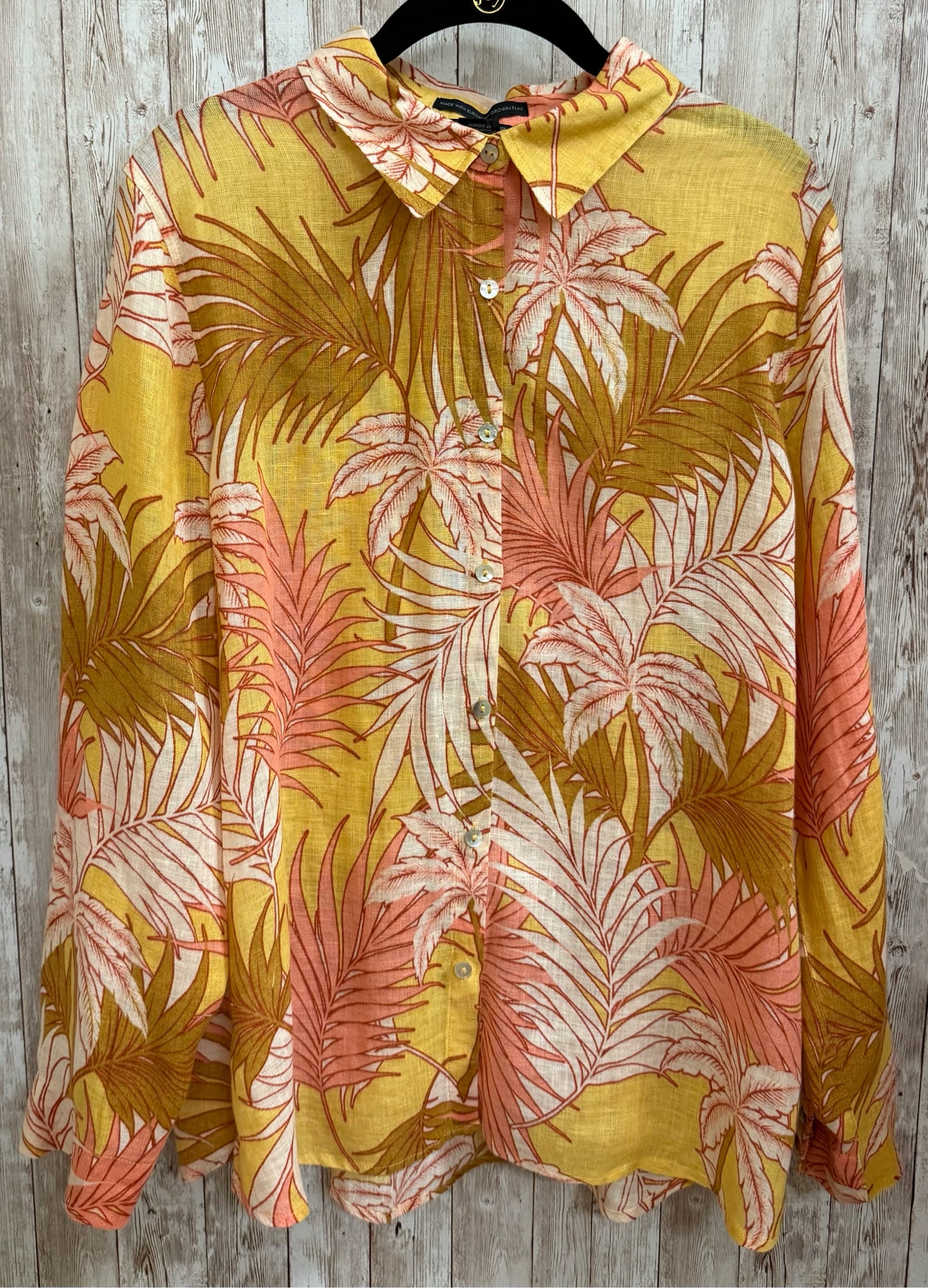 Size L TAHARI Yellow Print Shirt