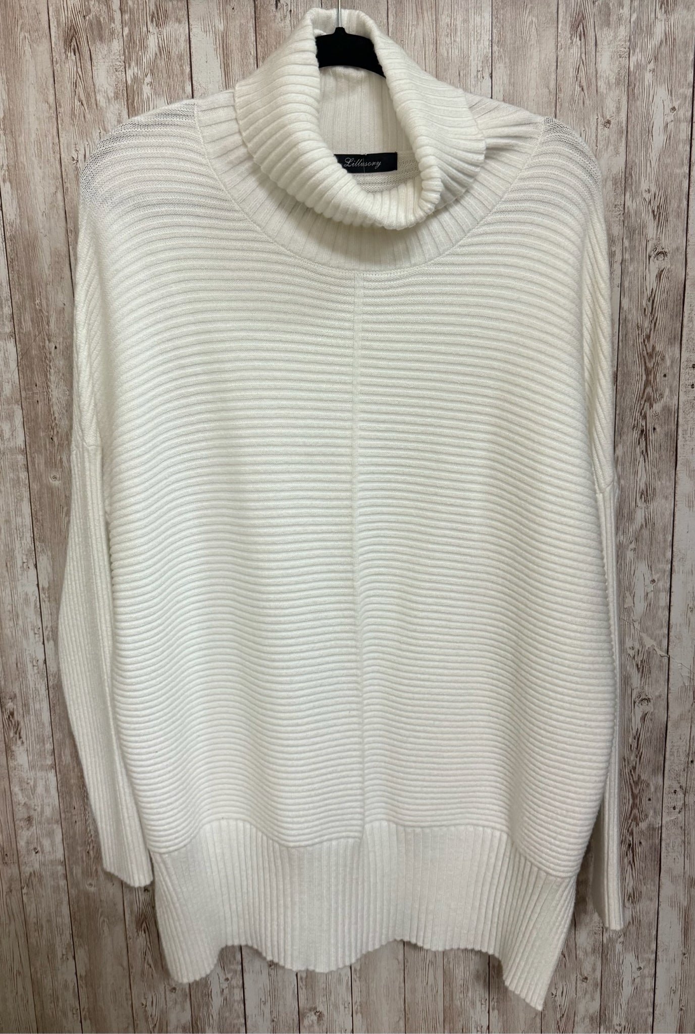 LILLUSORY Size M Cream Sweater