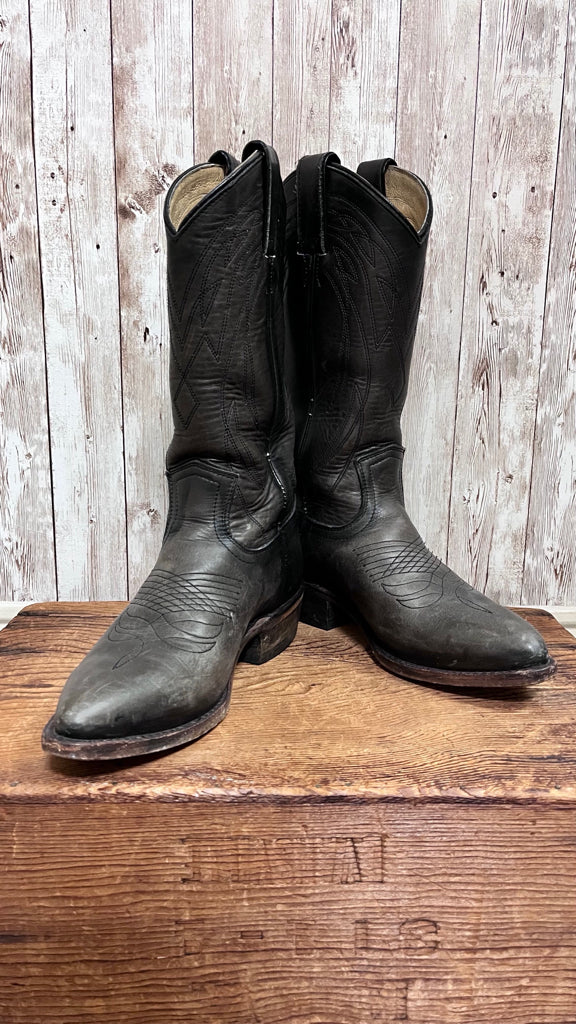 FRYE 7 Brown Boots