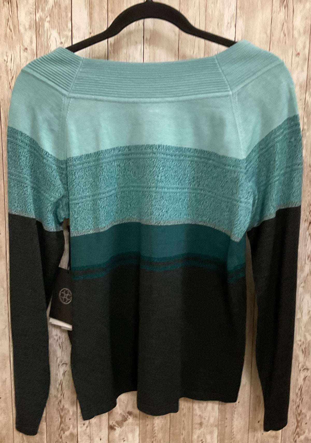 Size M CARLISLE TEAL AND GREY PRINT Sweater