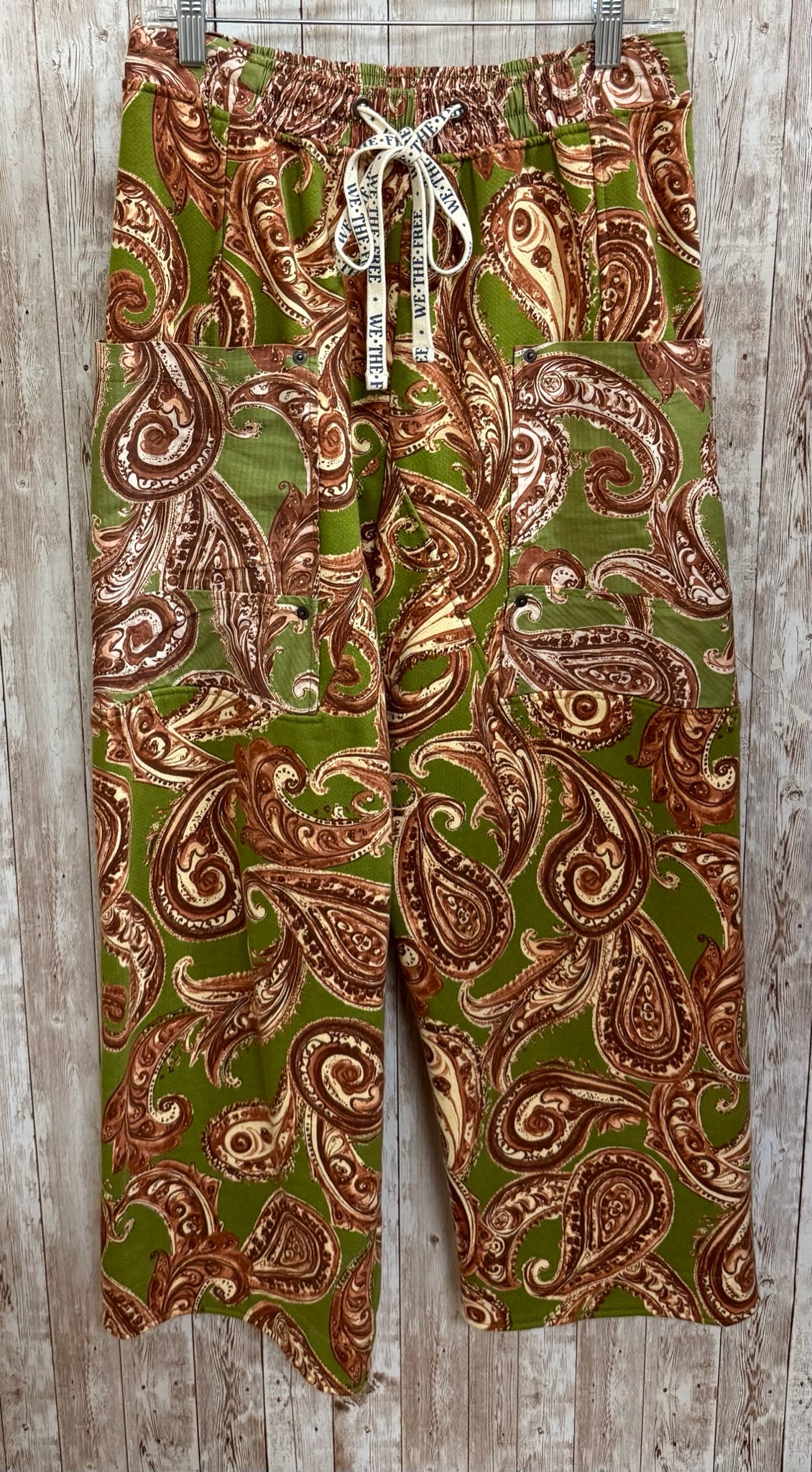 Size XS WE THE FREE GREEN AND BROWN PRINT Pants