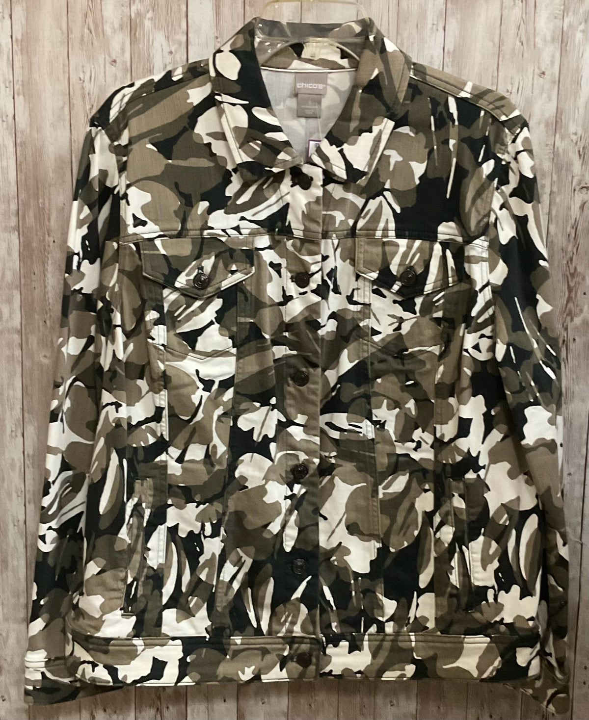 Size XL CHICO'S CAMO Jacket