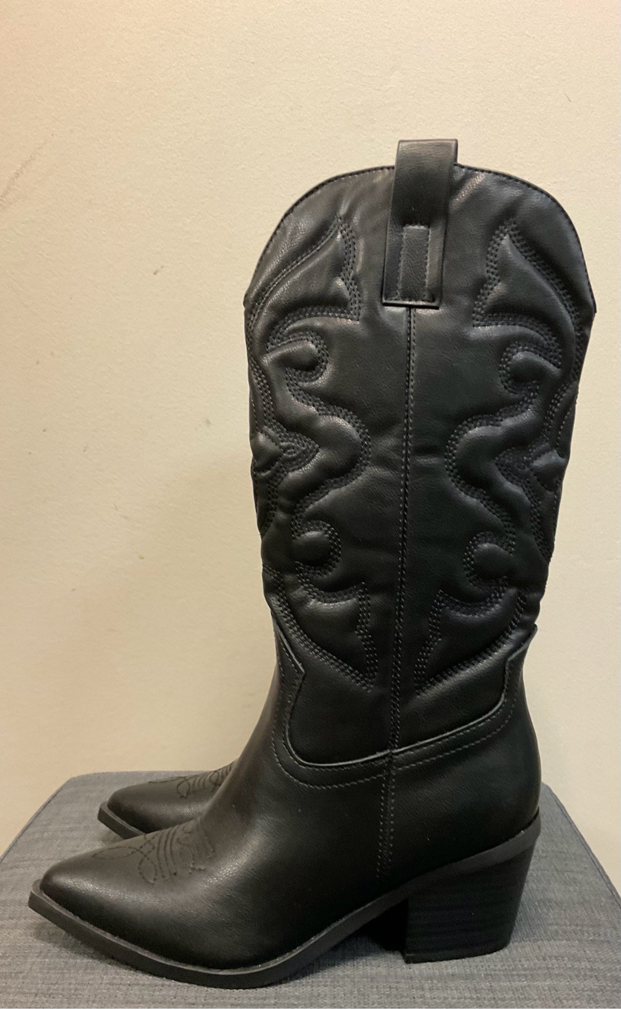 6 BAMBOO Black Boots