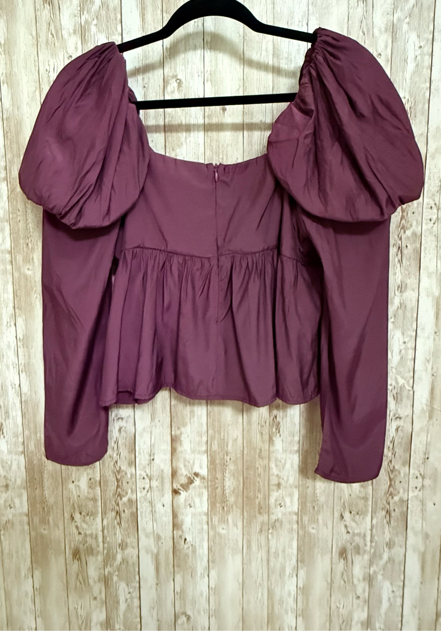 Size M ONTWELFTH Purple Top