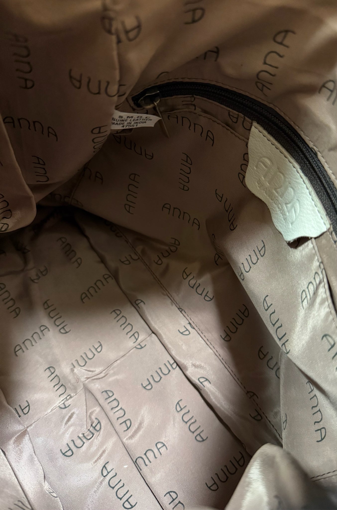 ANUSCHKA Purse