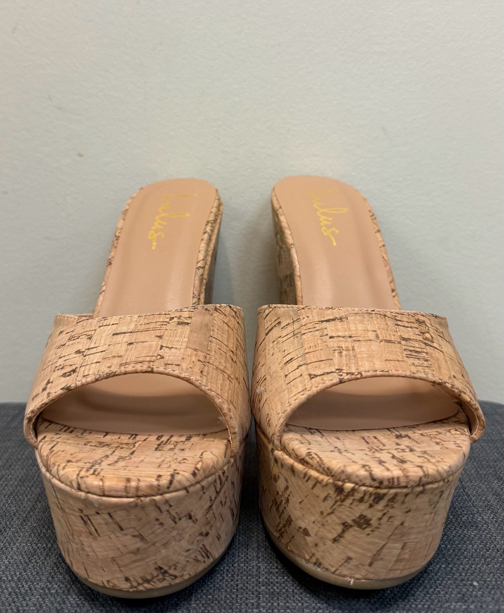 8.5 LULUS CORK Wedges