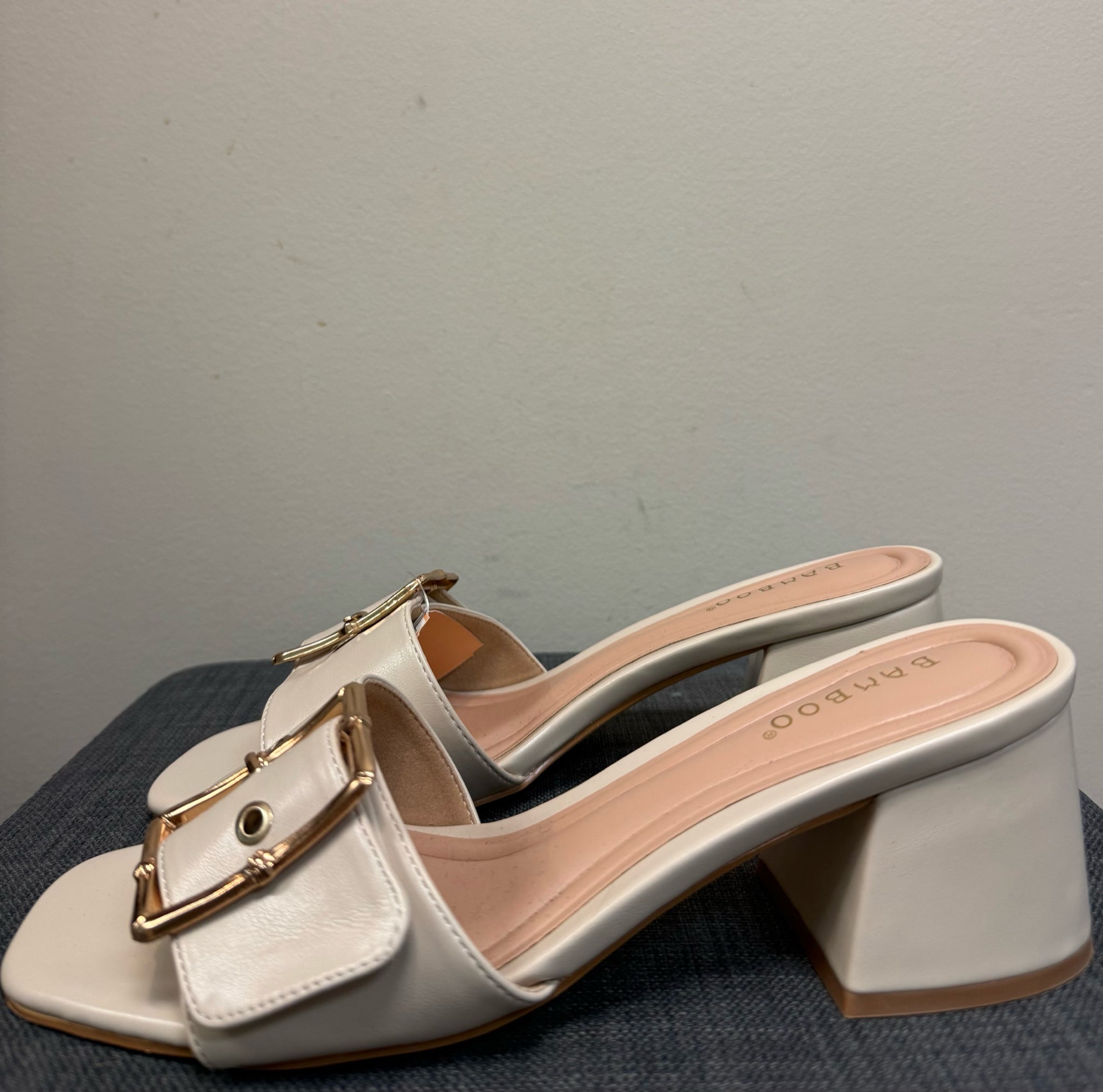 8.5 BAMBOO Ivory Sandals