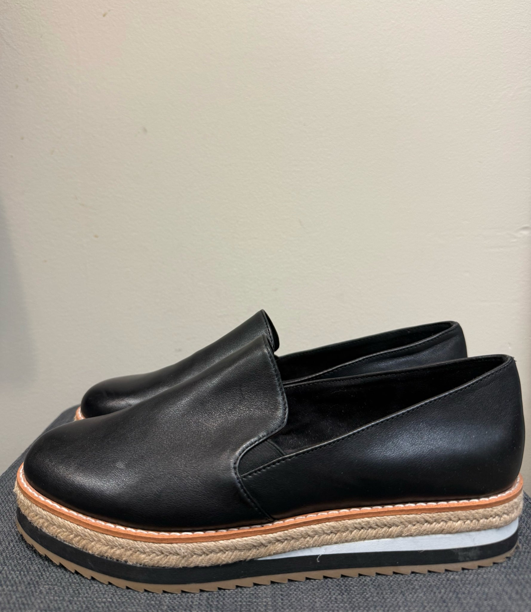 8.5 CROWN VINTAGE Black SHOES