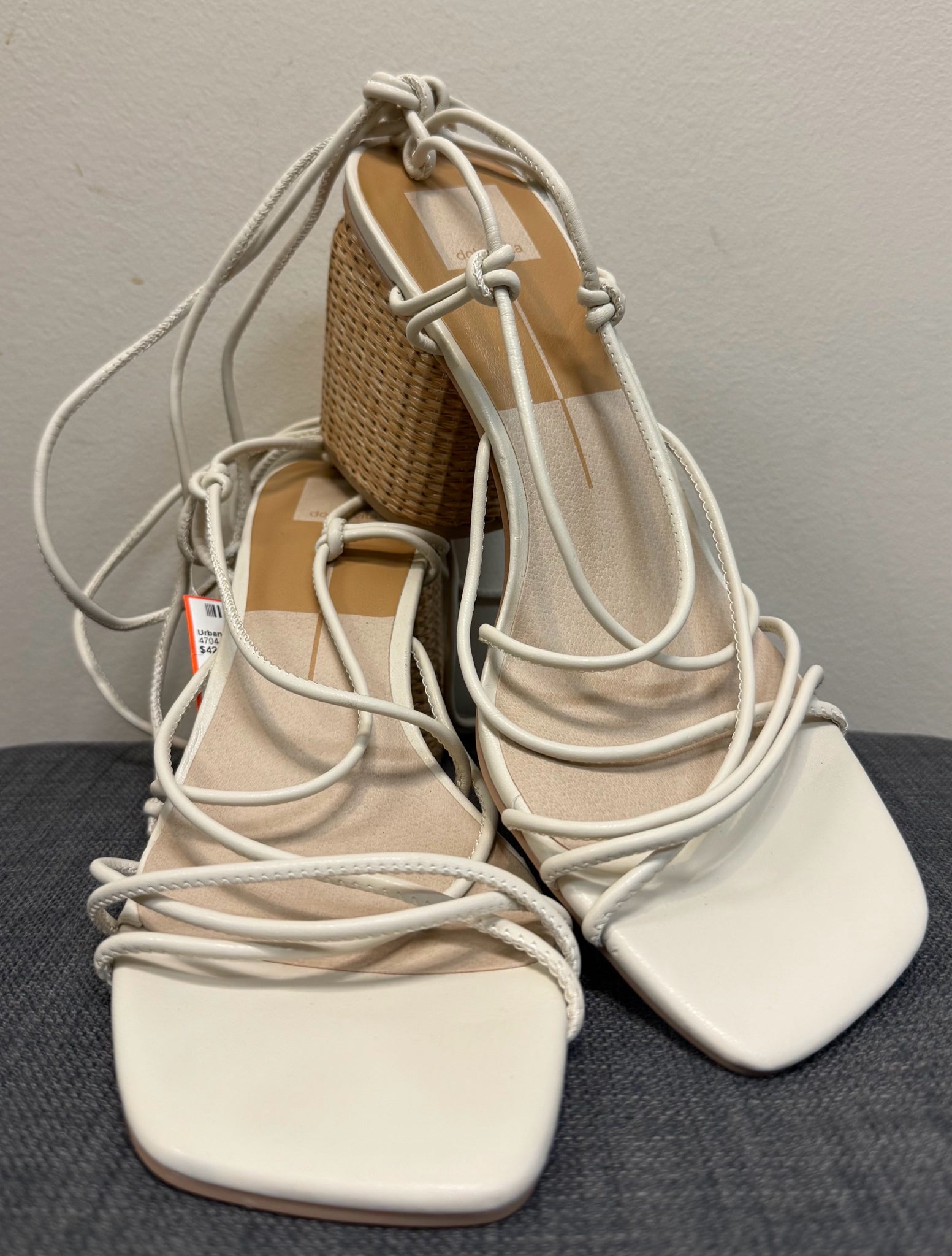 10 DOLCE VITA Bone SHOES