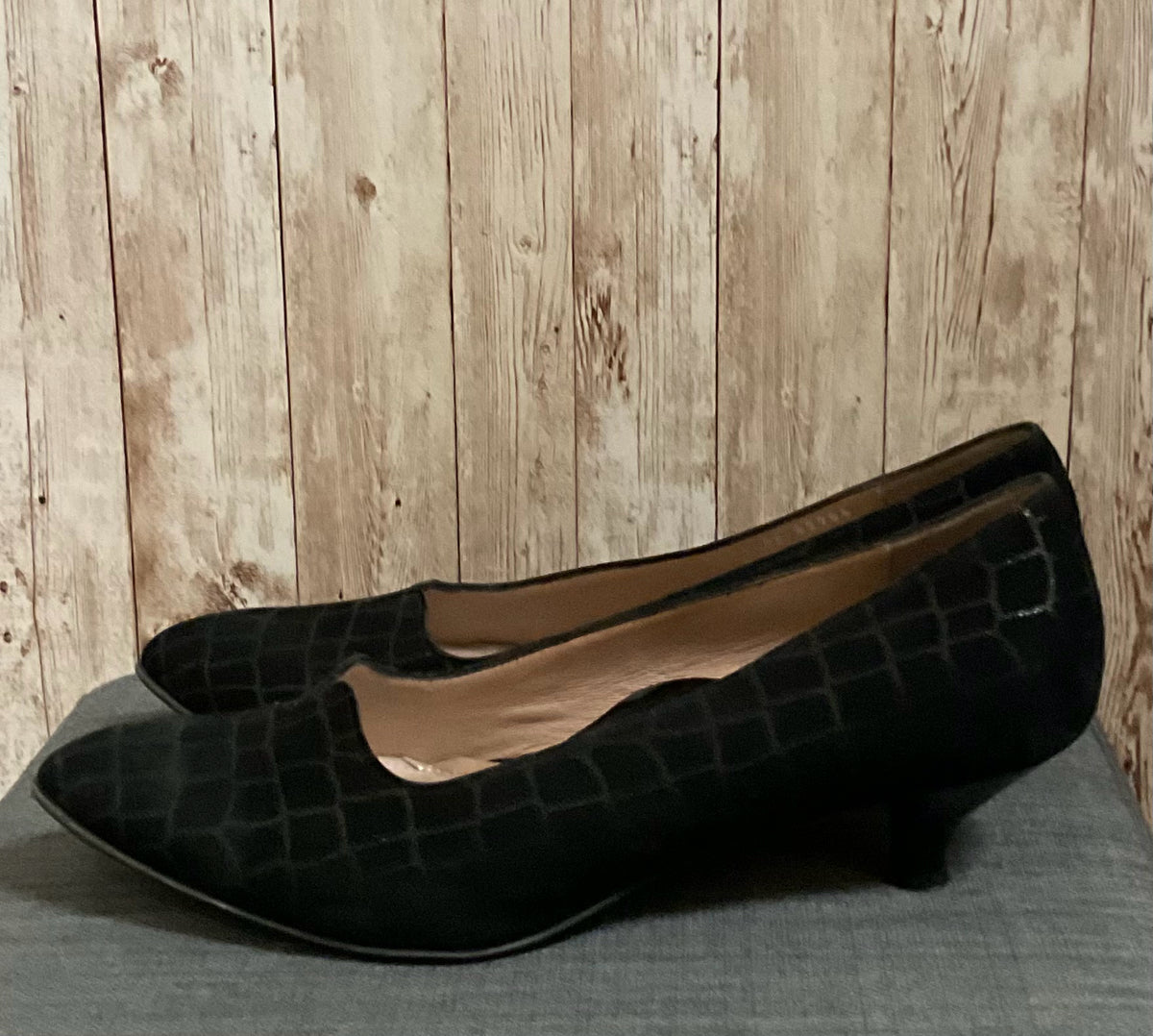 11 BEAUTIFEEL Black Pumps