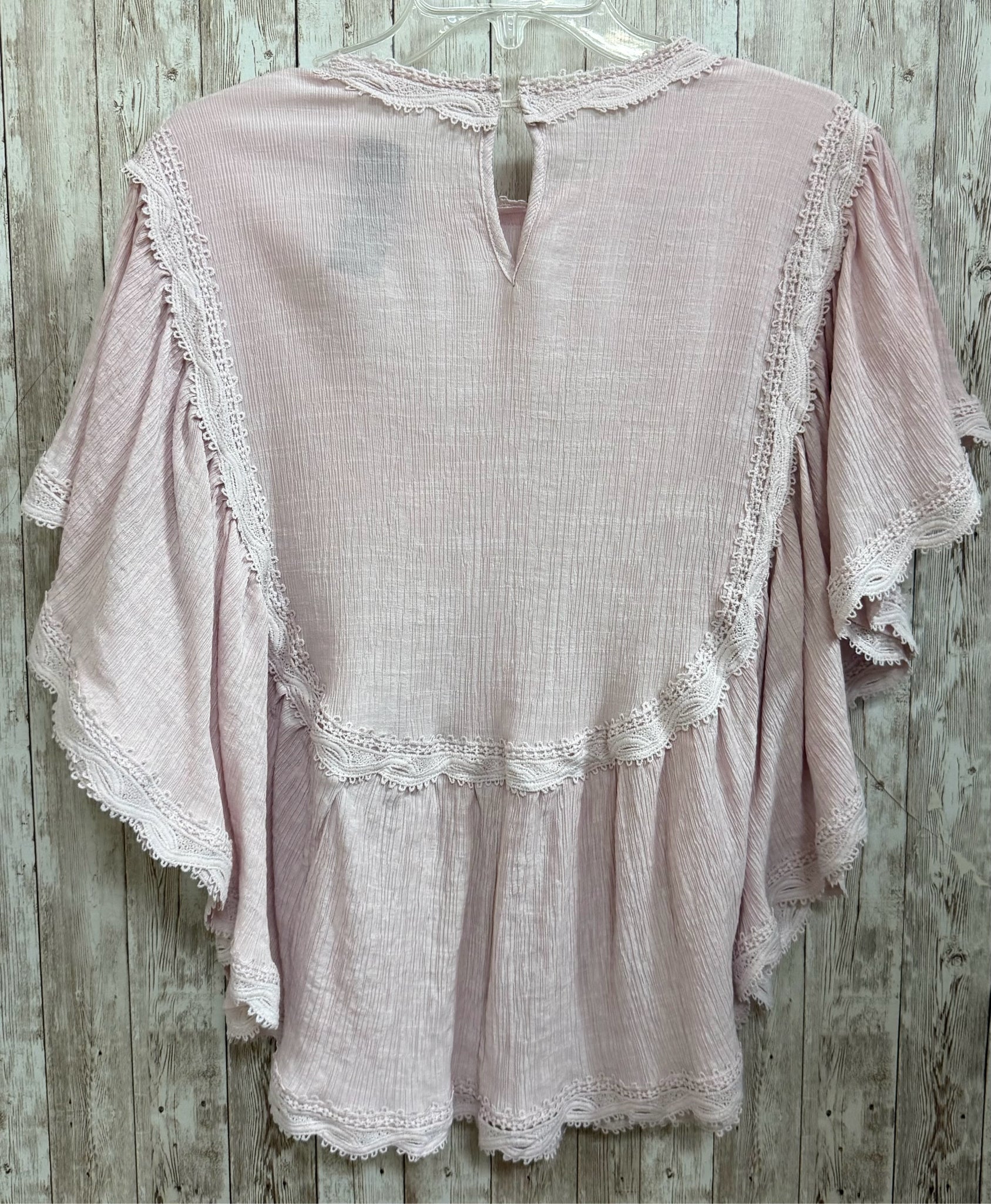 Size L EASEL Light Pink Top