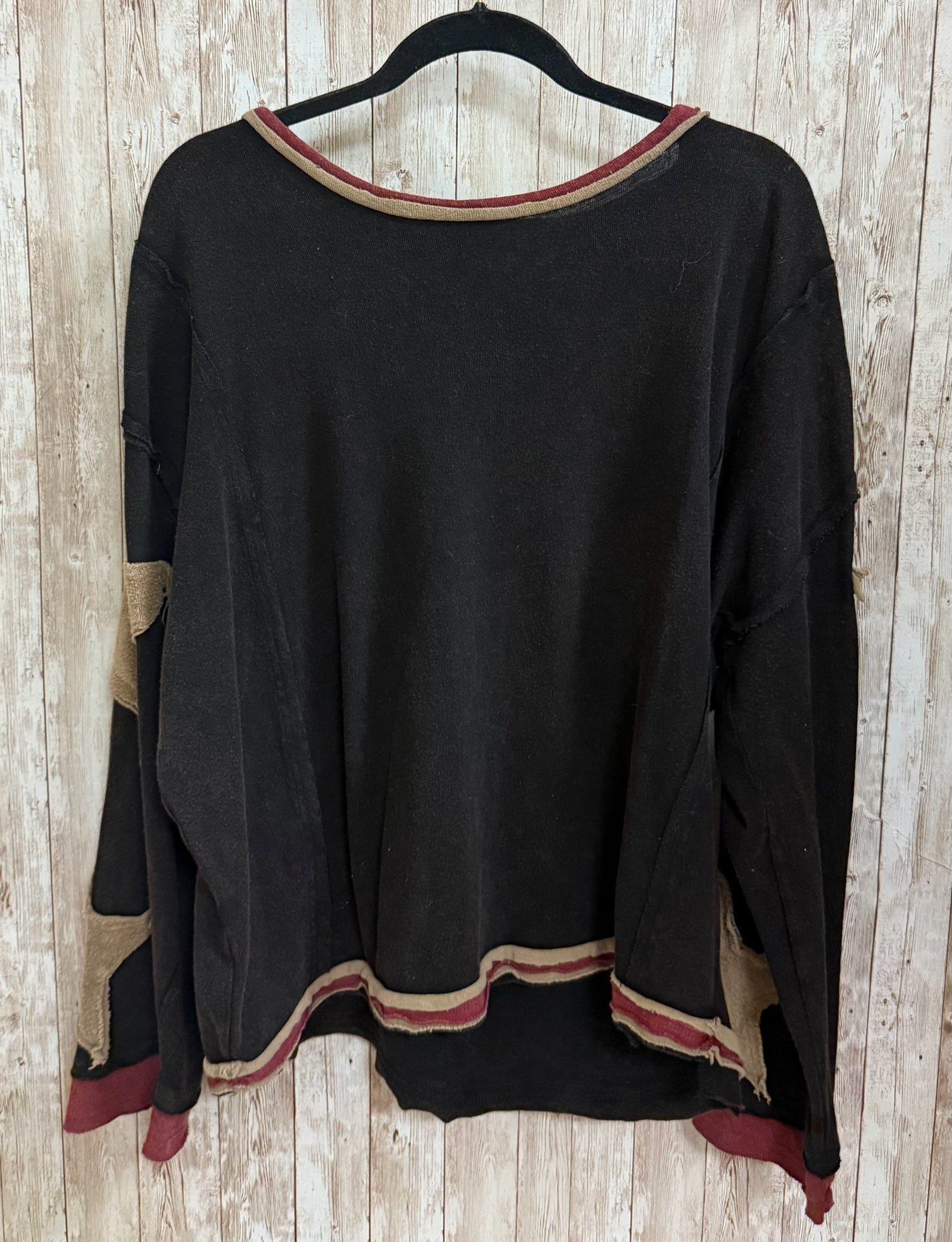 WE THE FREE Size L Black Top