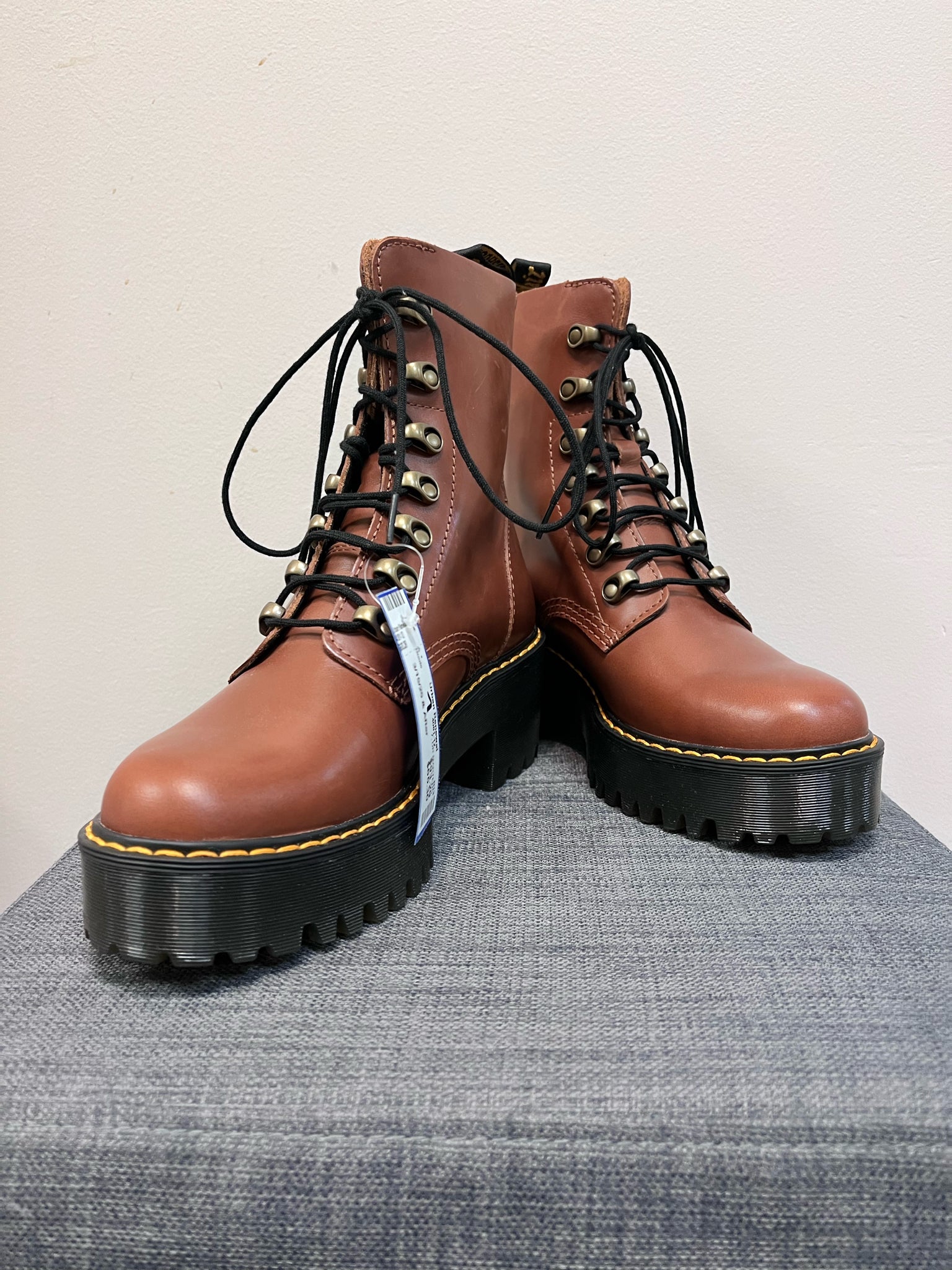 DR MARTENS 7 Brown Boots