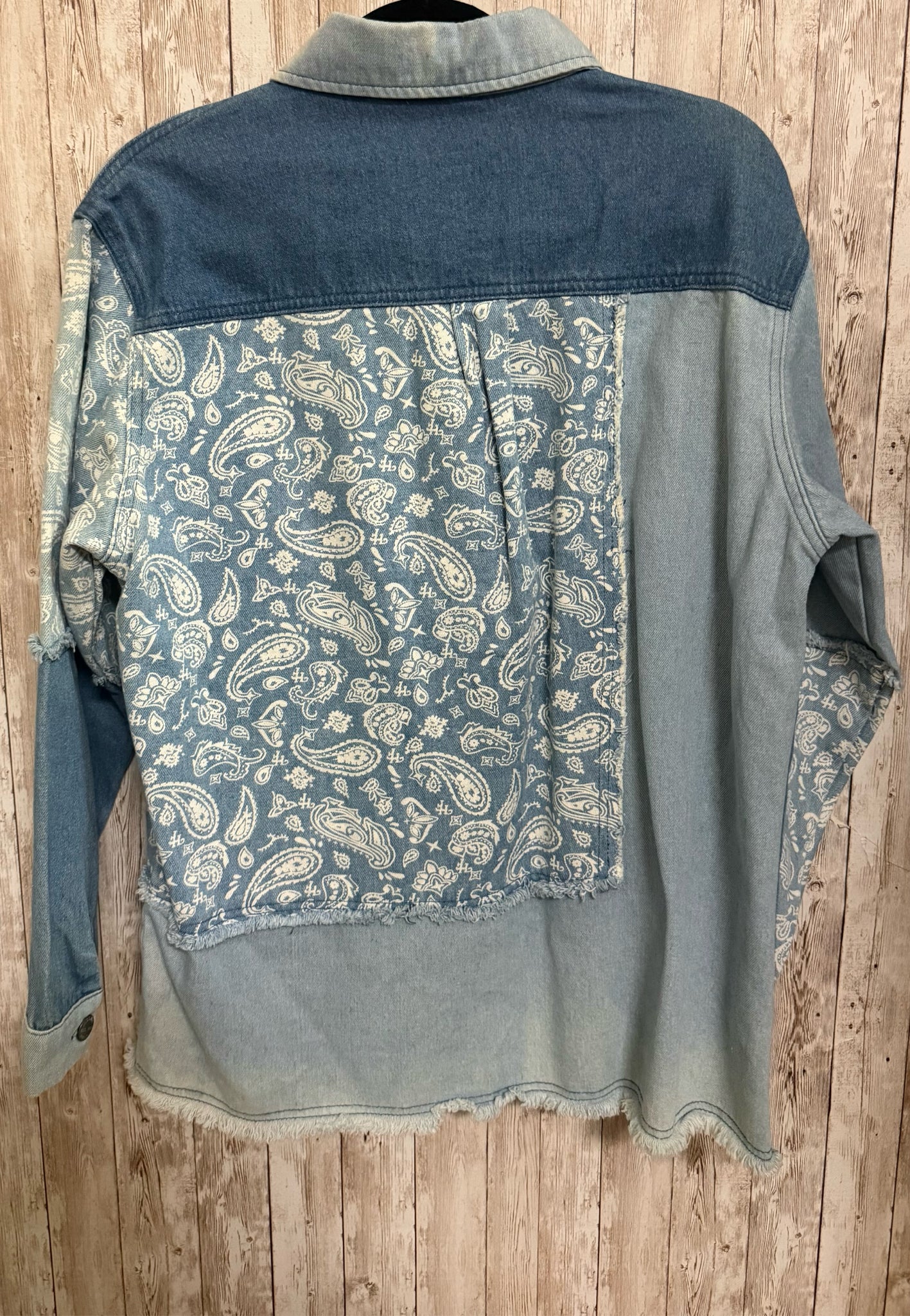 Size S MISS ME Denim Top