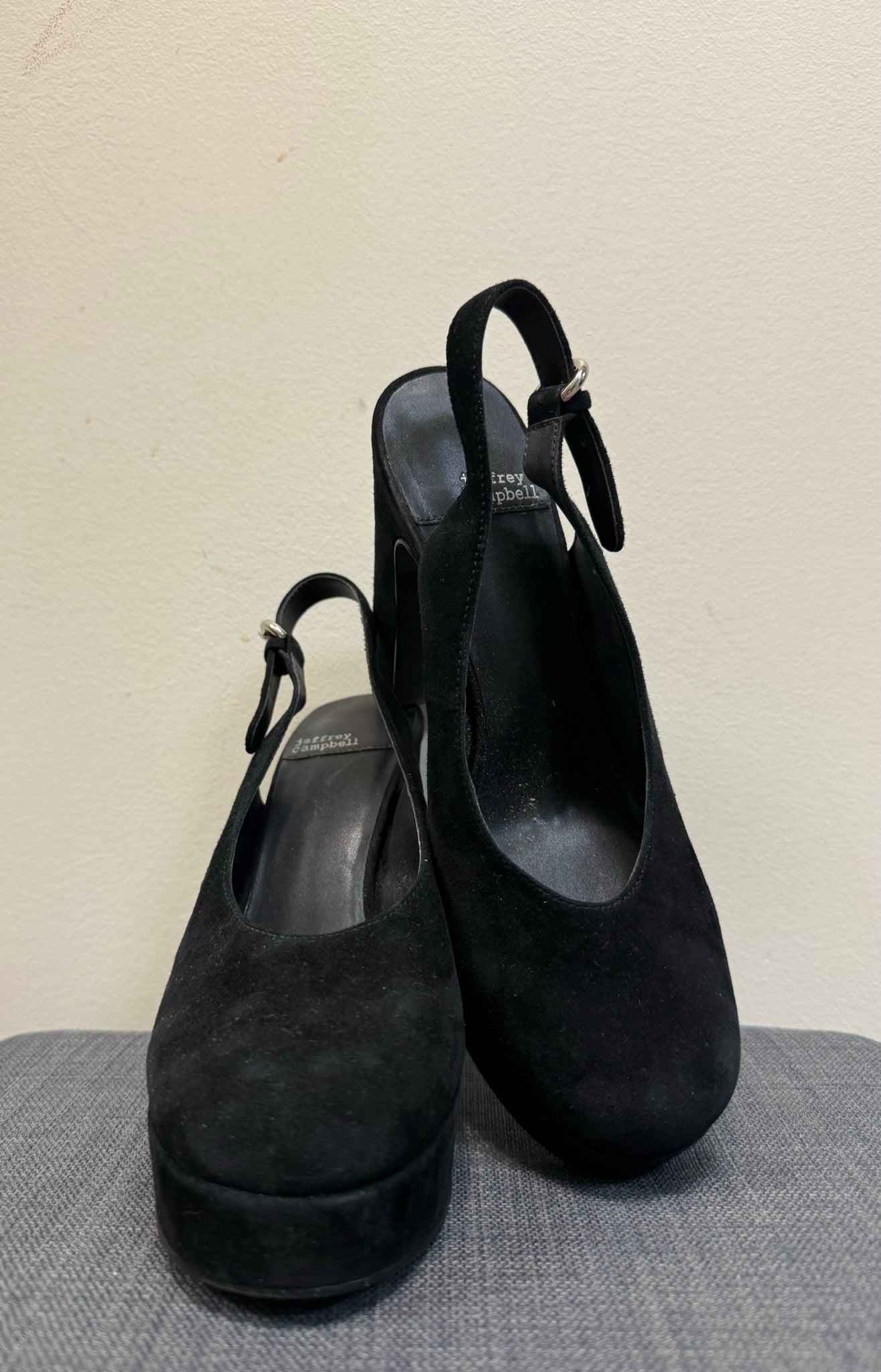 JEFFREY CAMPBELL 8 BLACK SUEDE SHOES