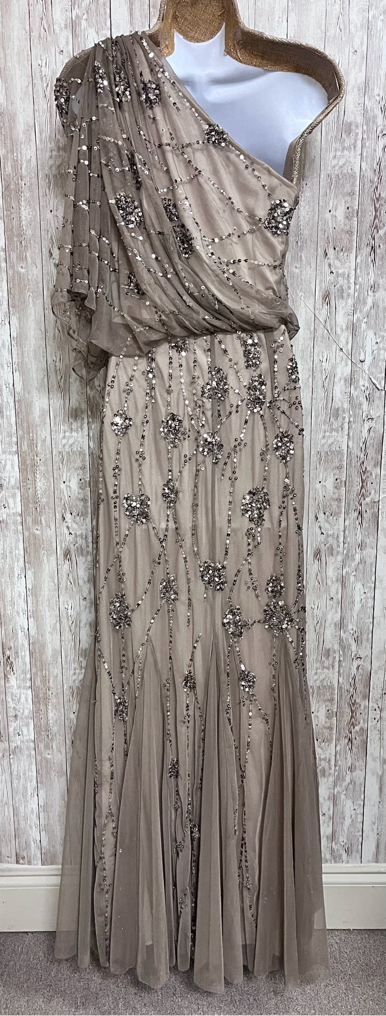 ADRIANNA PAPELL Size 4 Tan Dress