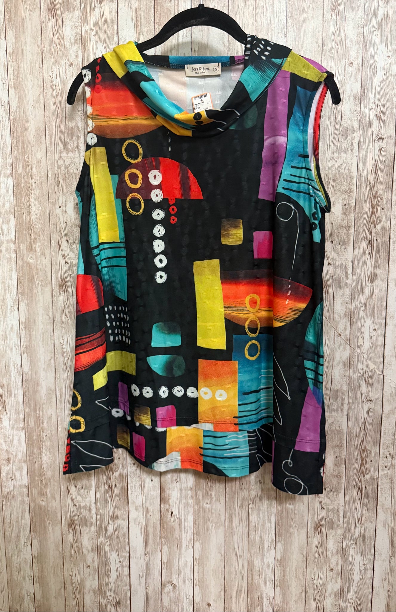 Size S JESS & JANE Black Print Top