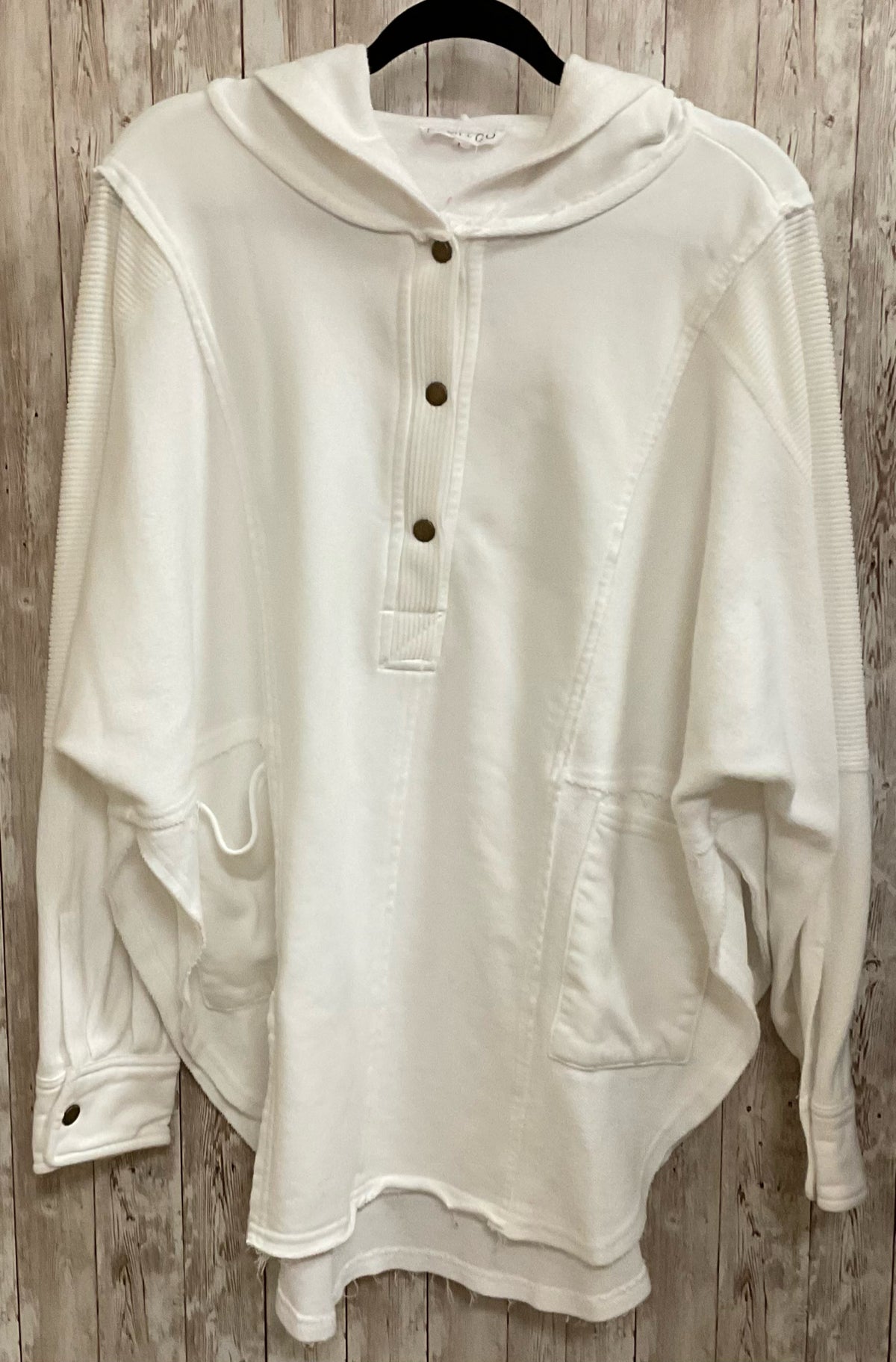 AEMI+CO White sweatshirt