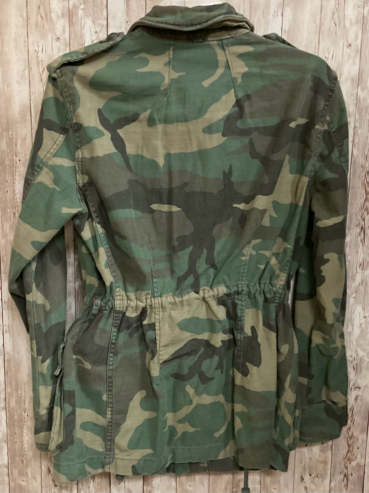 Size XS FREE PEOPLE CAMO Jacket