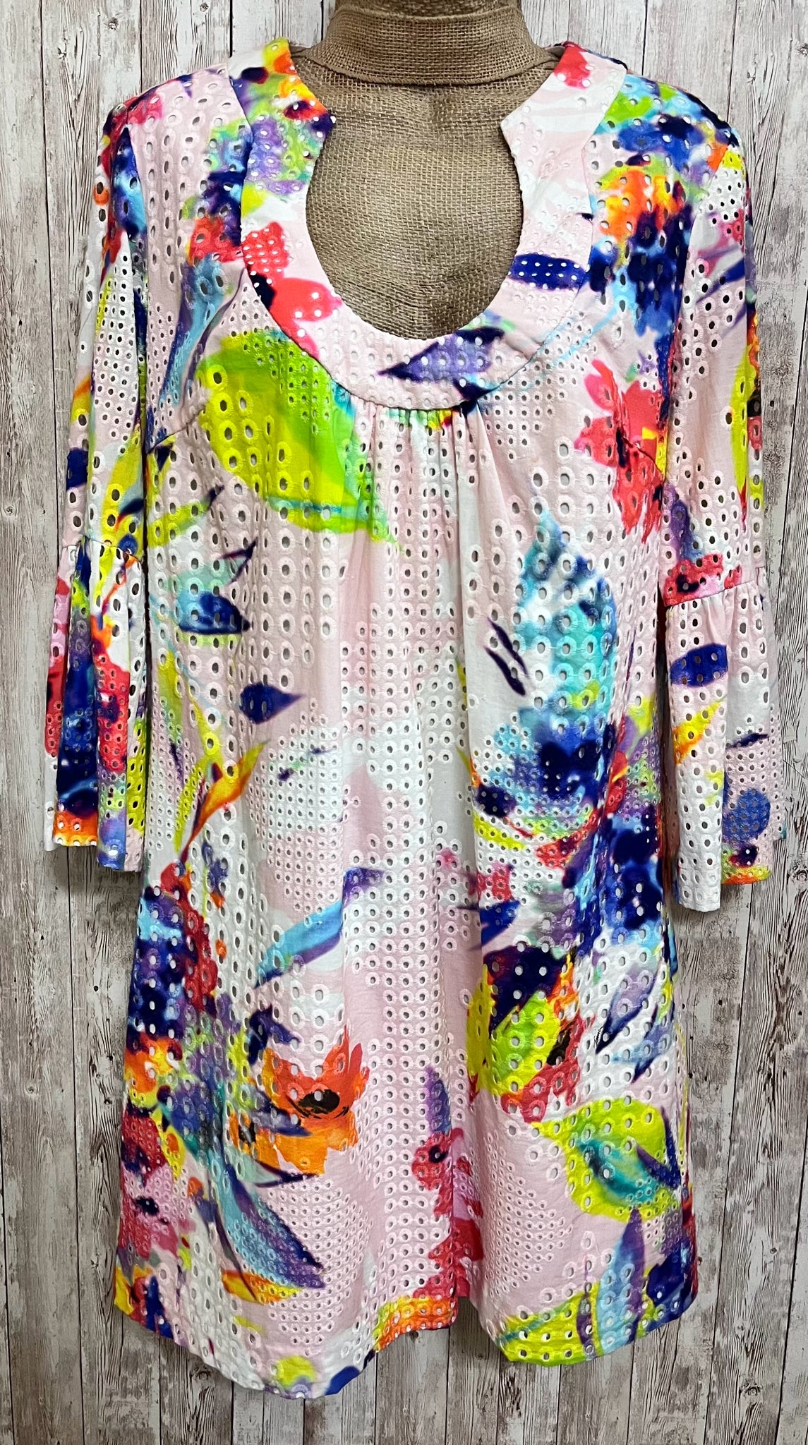 Size 6 TRINA TURK BLUSH MULTI Dress