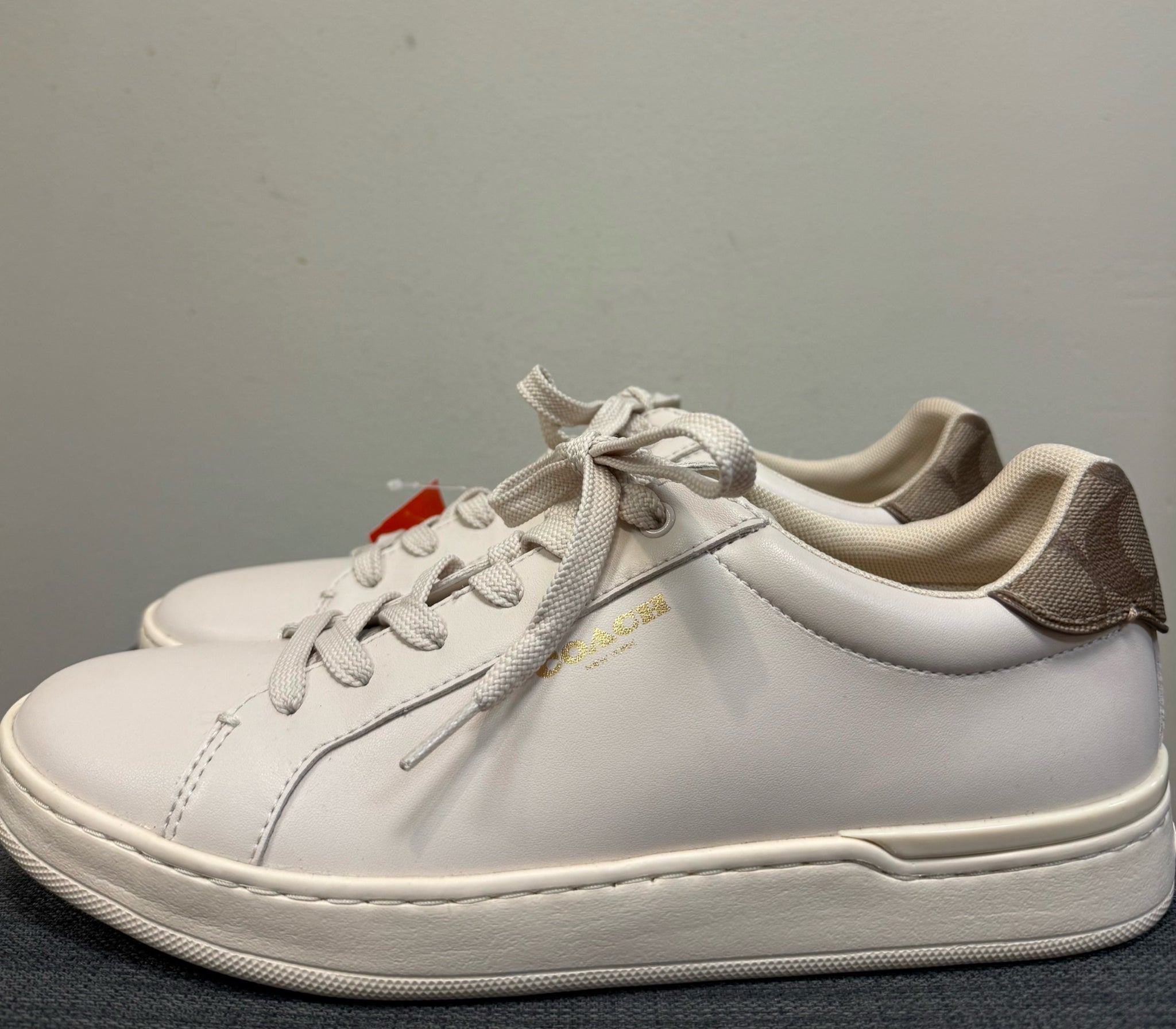 9.5 COACH OFF WHITE SHOES