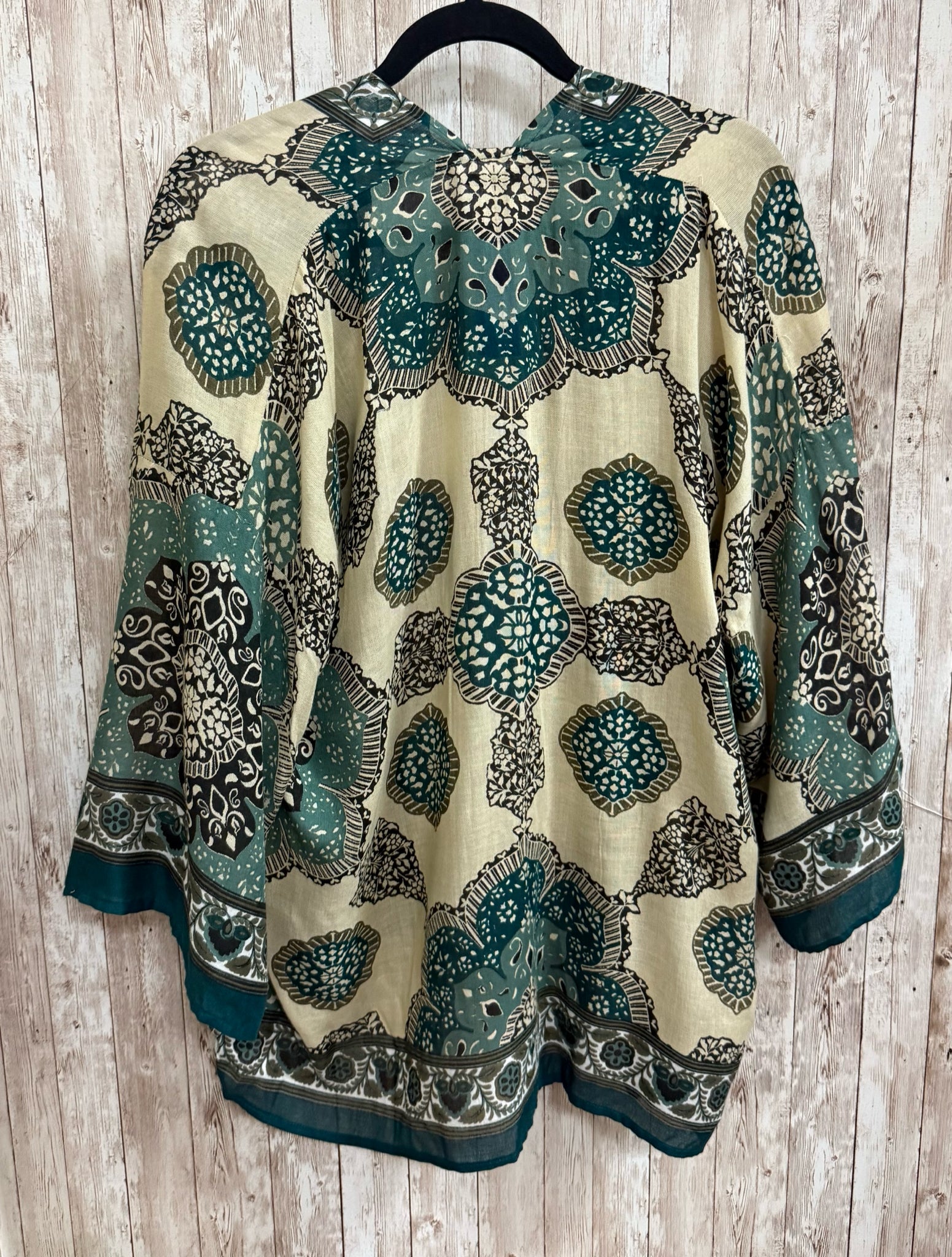 MICHAEL STARS BEIGE AND GREEN PRINT Wrap